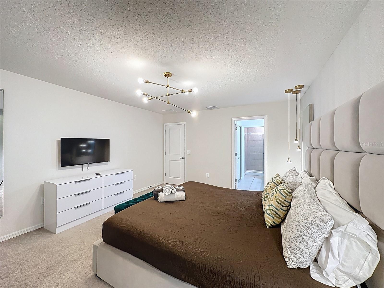 1366 LAVA TREE DR, DAVENPORT, FL, 33897