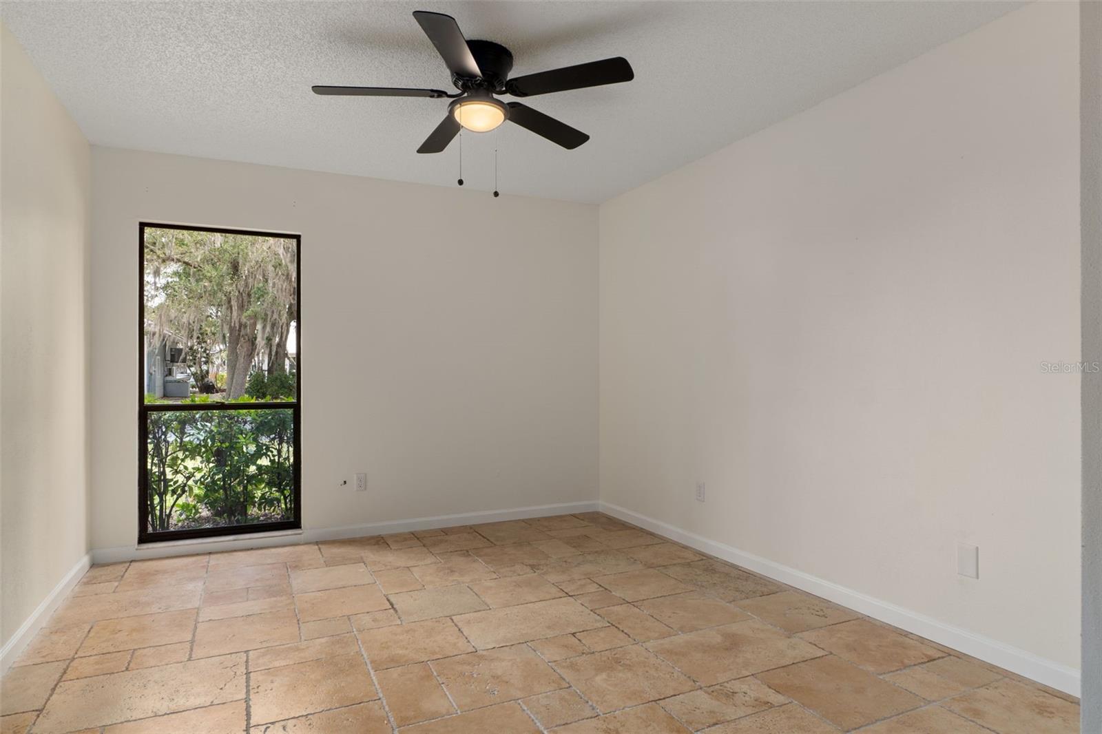 239 SE PARADISE POINT RD, CRYSTAL RIVER, FL, 34429