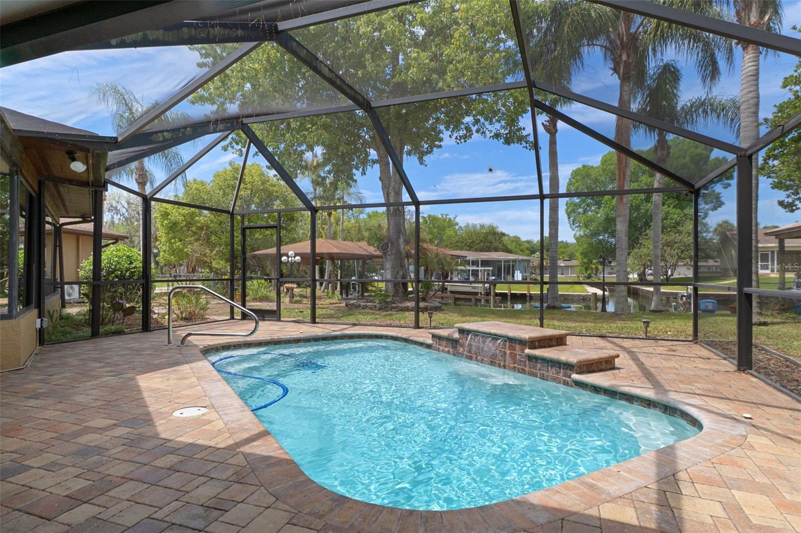 239 SE PARADISE POINT RD, CRYSTAL RIVER, FL, 34429