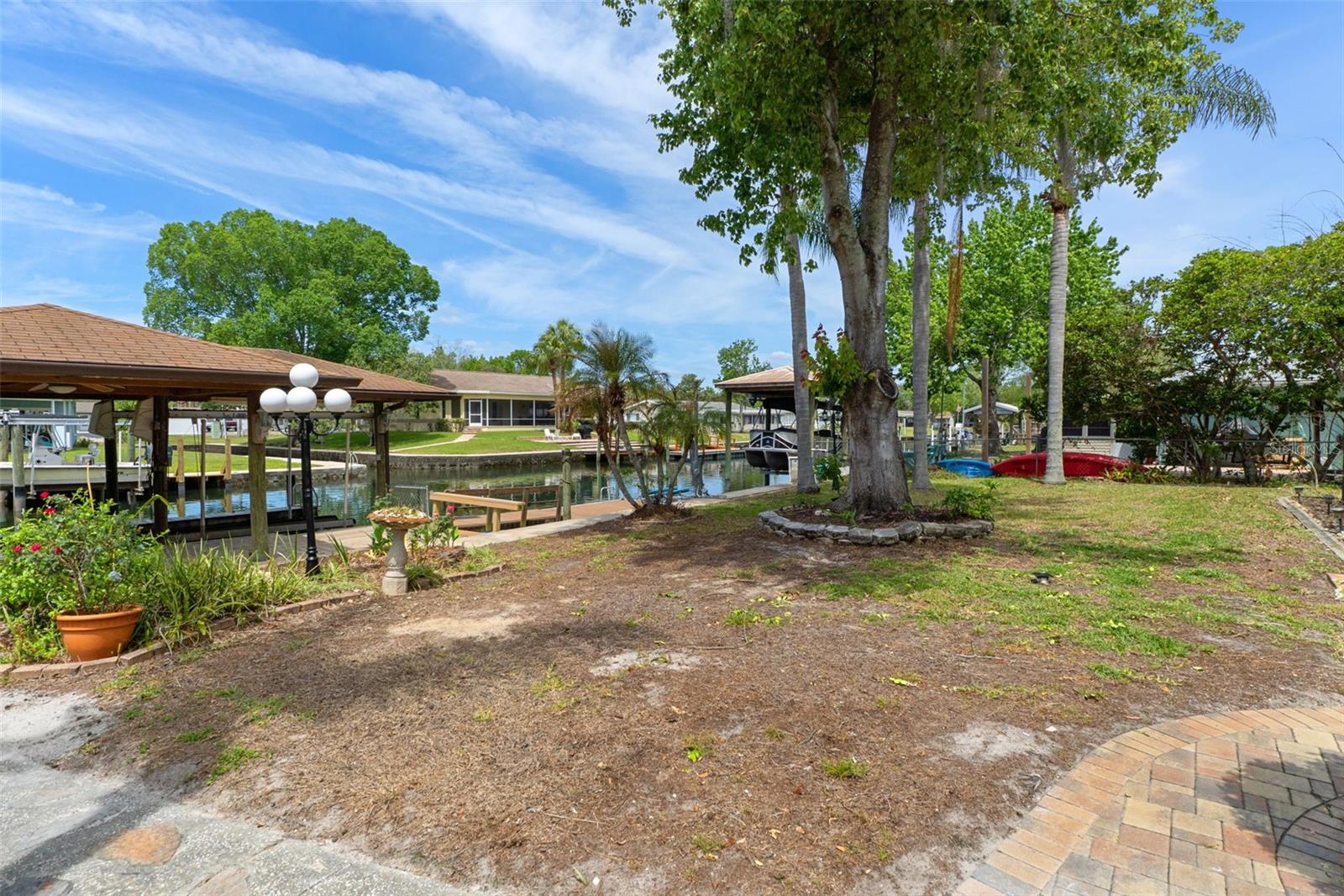 239 SE PARADISE POINT RD, CRYSTAL RIVER, FL, 34429