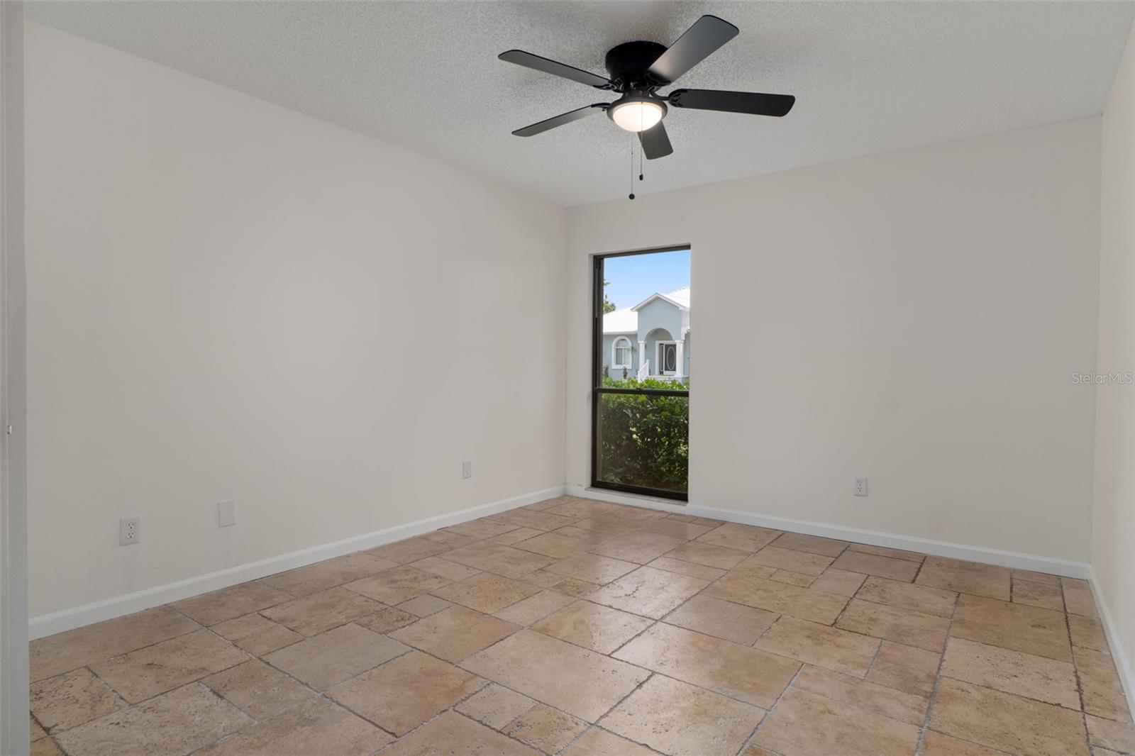 239 SE PARADISE POINT RD, CRYSTAL RIVER, FL, 34429