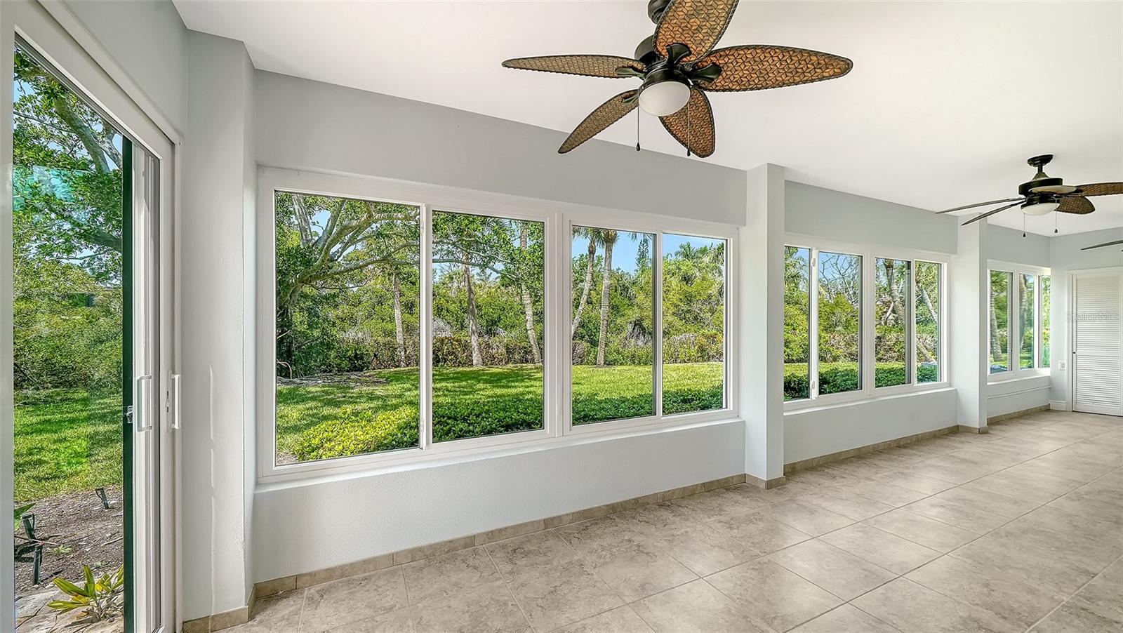 225 HOURGLASS WAY #106, SARASOTA, FL, 34242