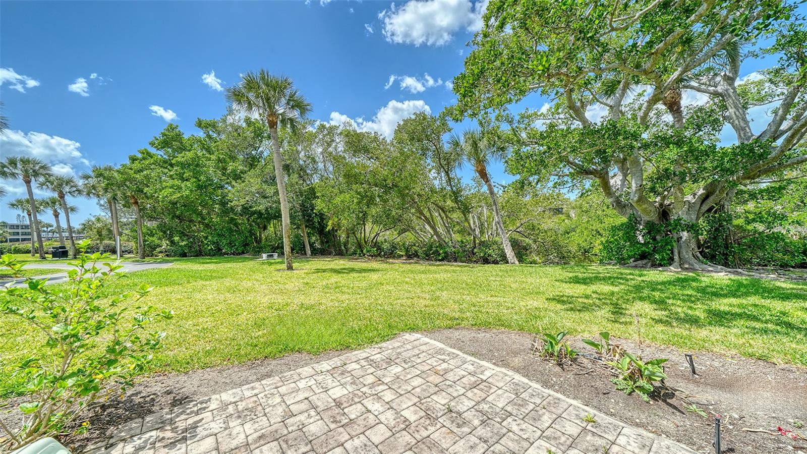 225 HOURGLASS WAY #106, SARASOTA, FL, 34242