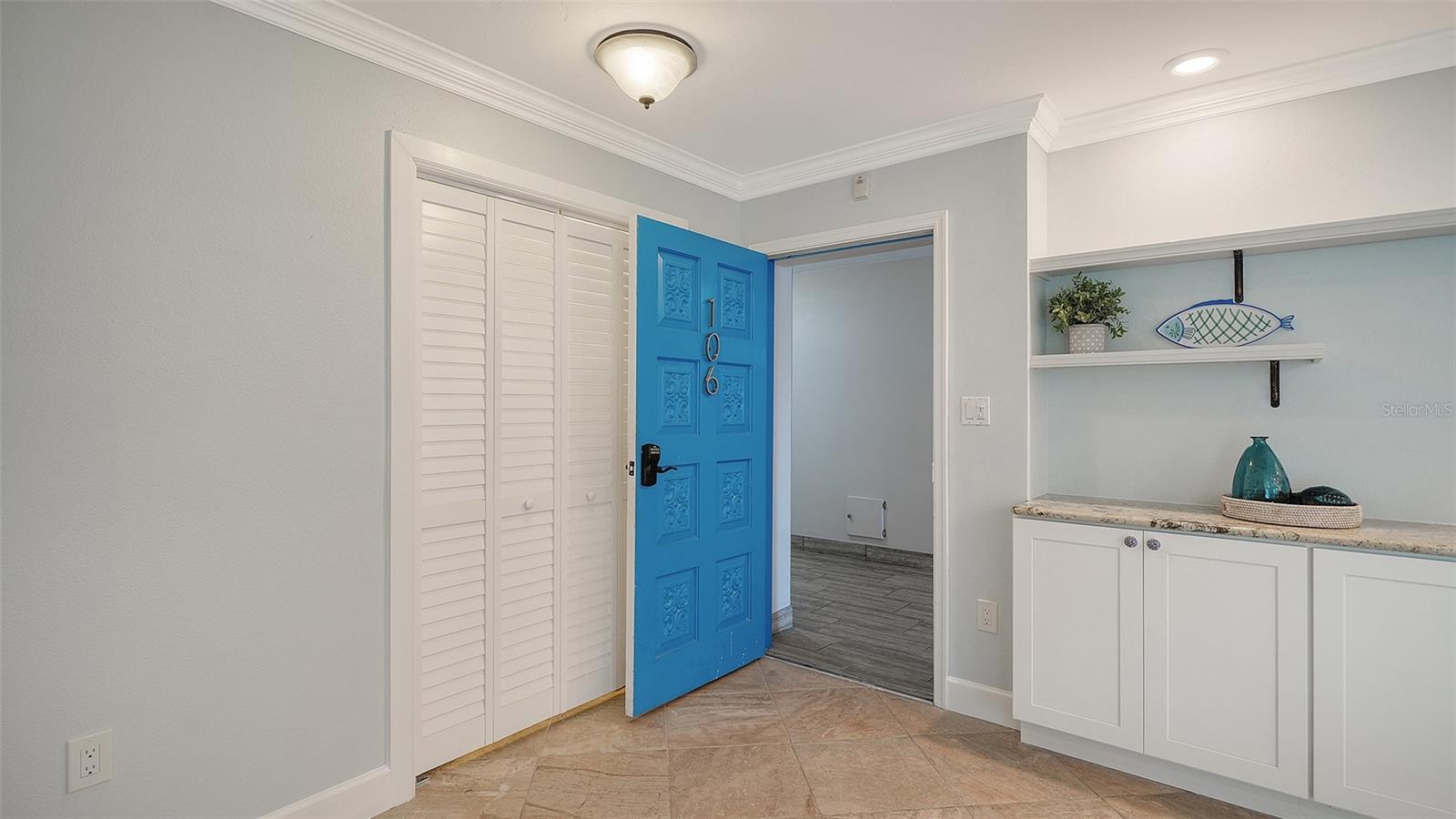 225 HOURGLASS WAY #106, SARASOTA, FL, 34242