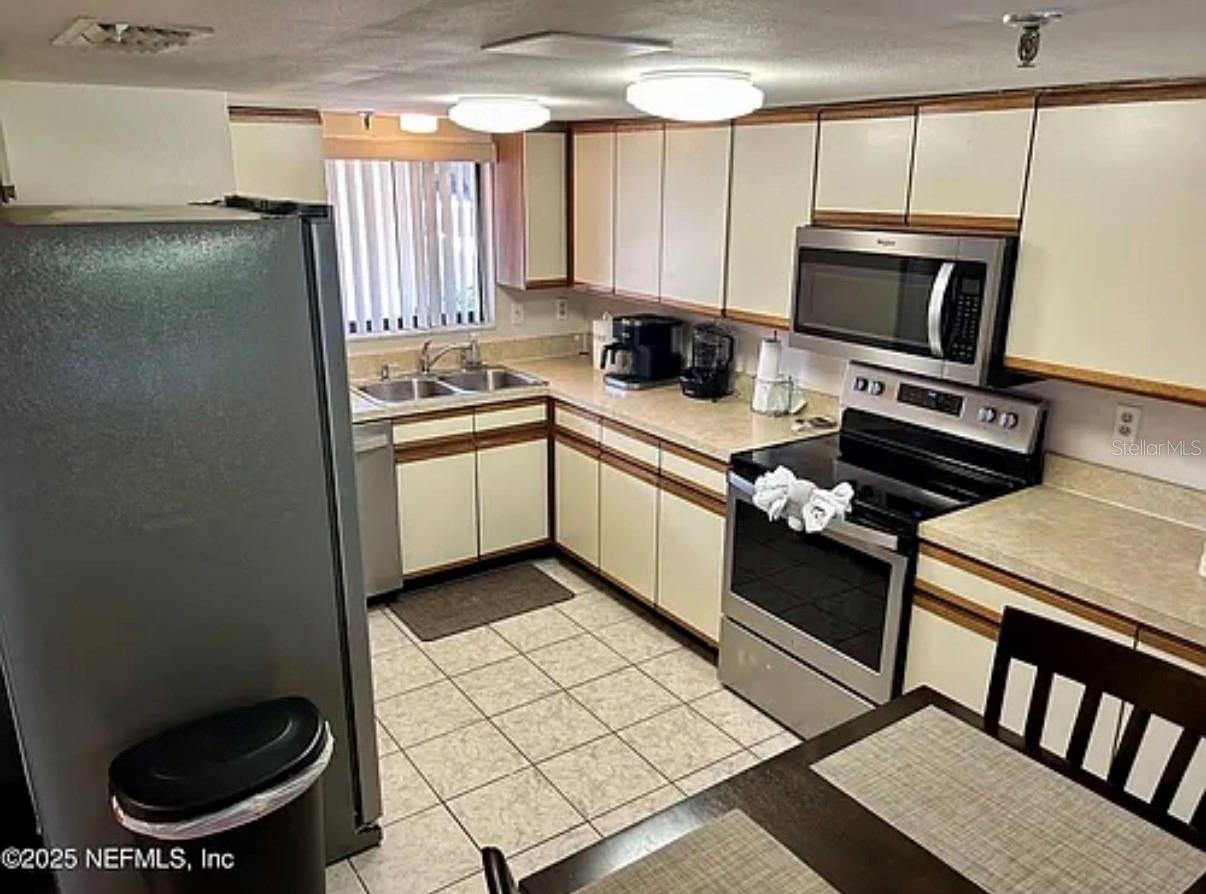 1162 CARMEL CIR #100, CASSELBERRY, FL, 32707