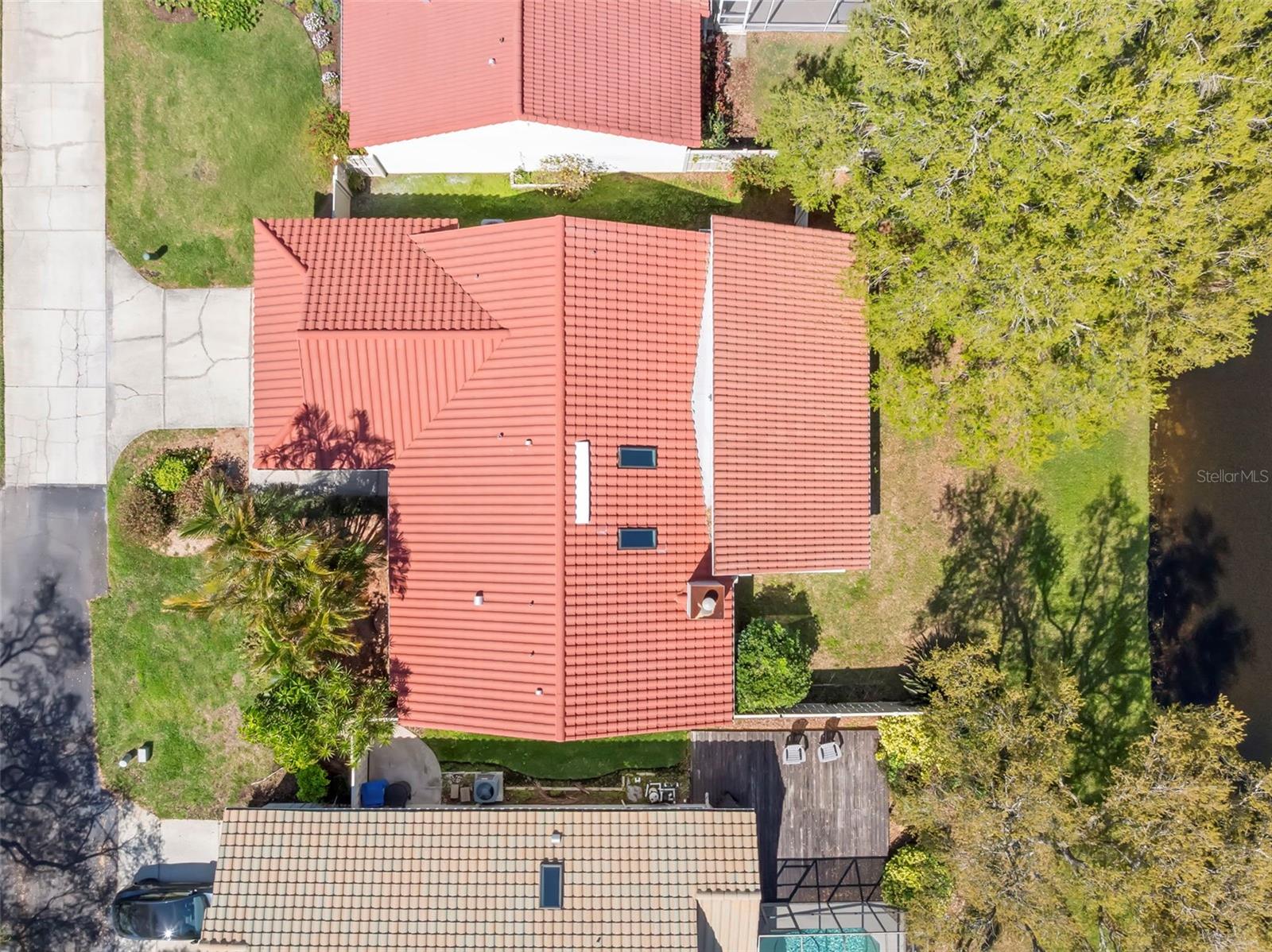 TB8478204 Property Photo