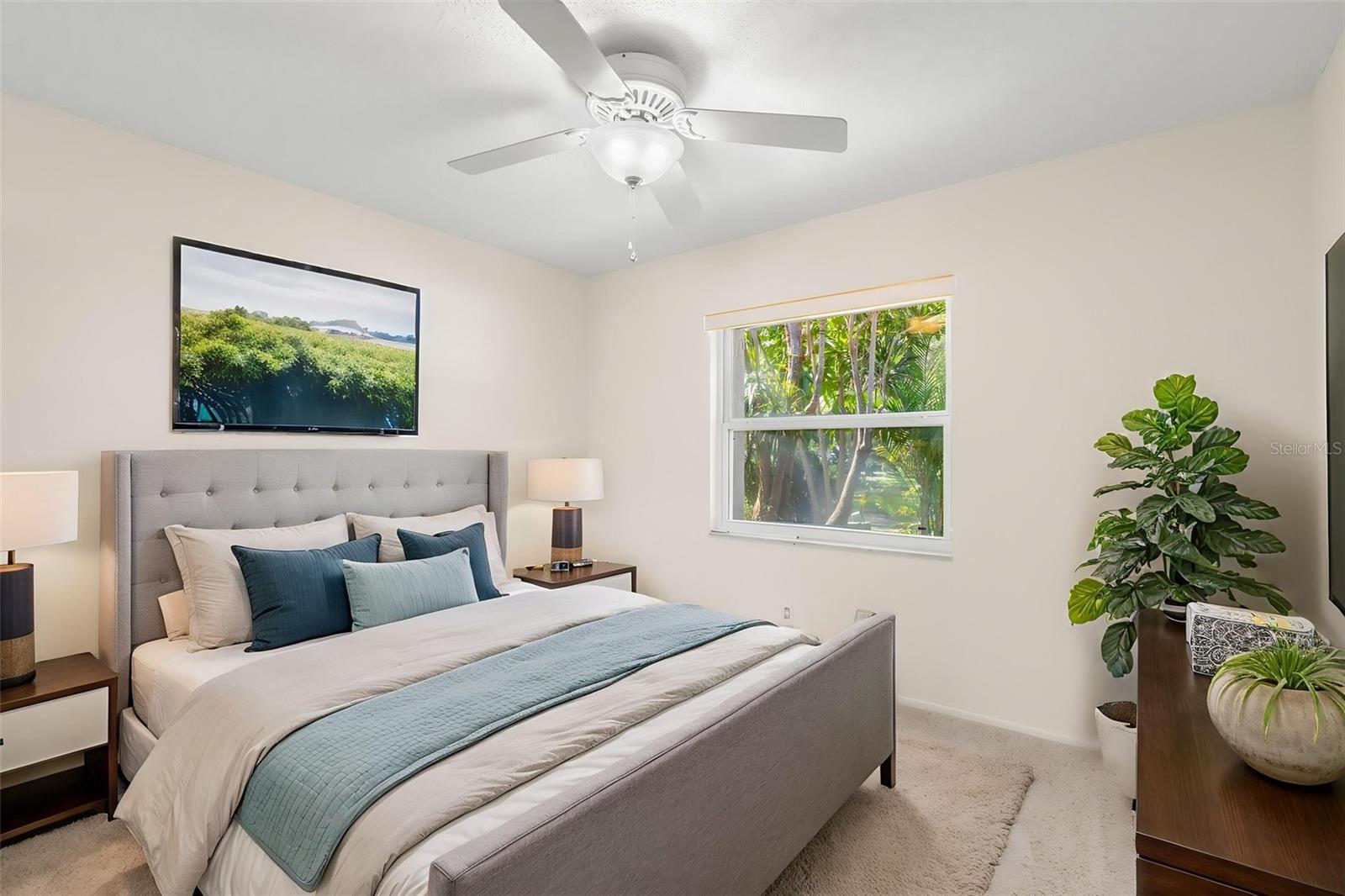 TB8478204 Property Photo