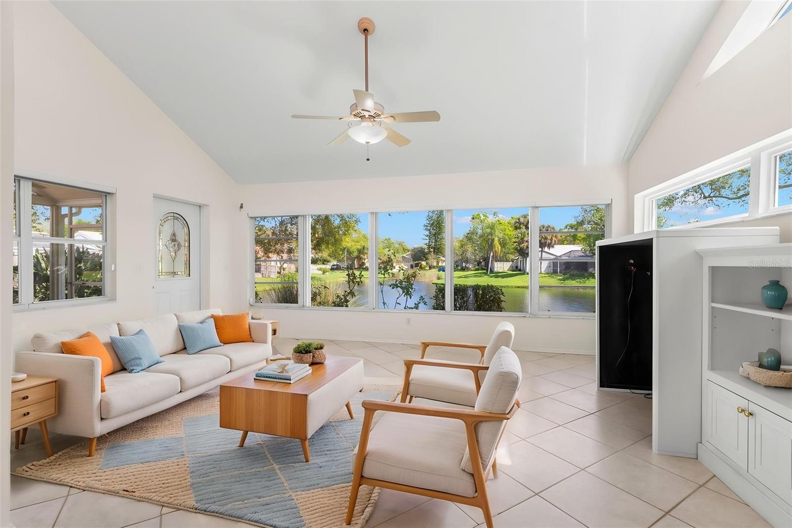 TB8478204 Property Photo