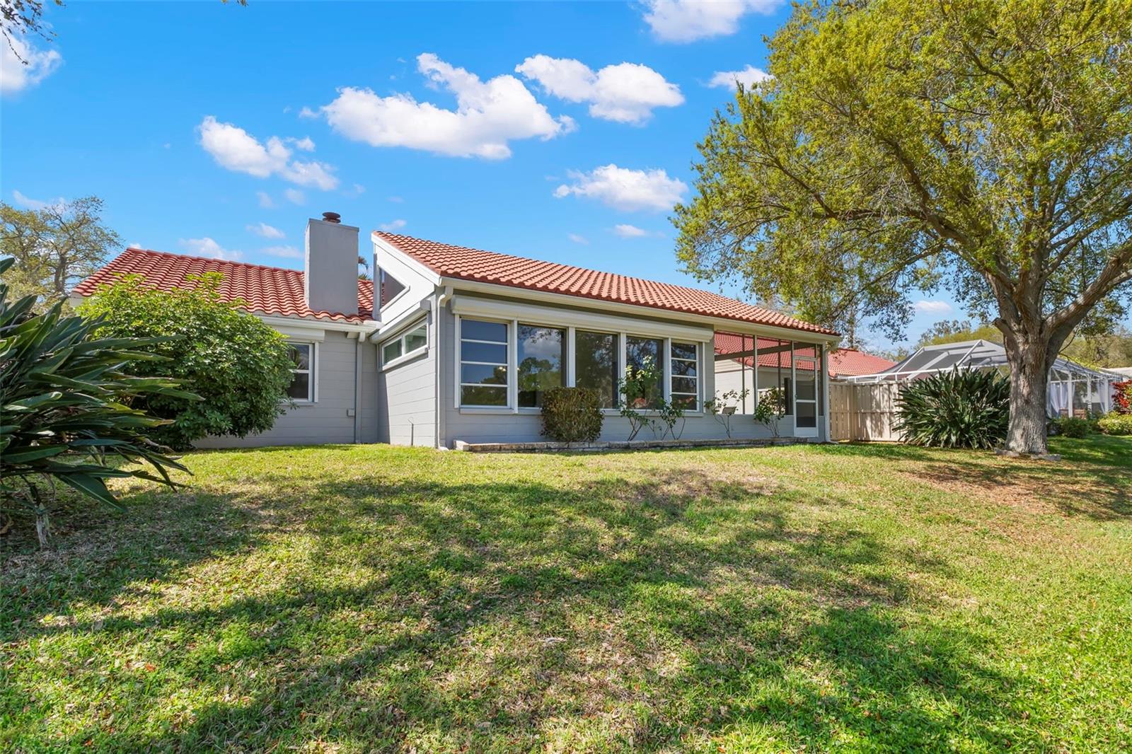 TB8478204 Property Photo