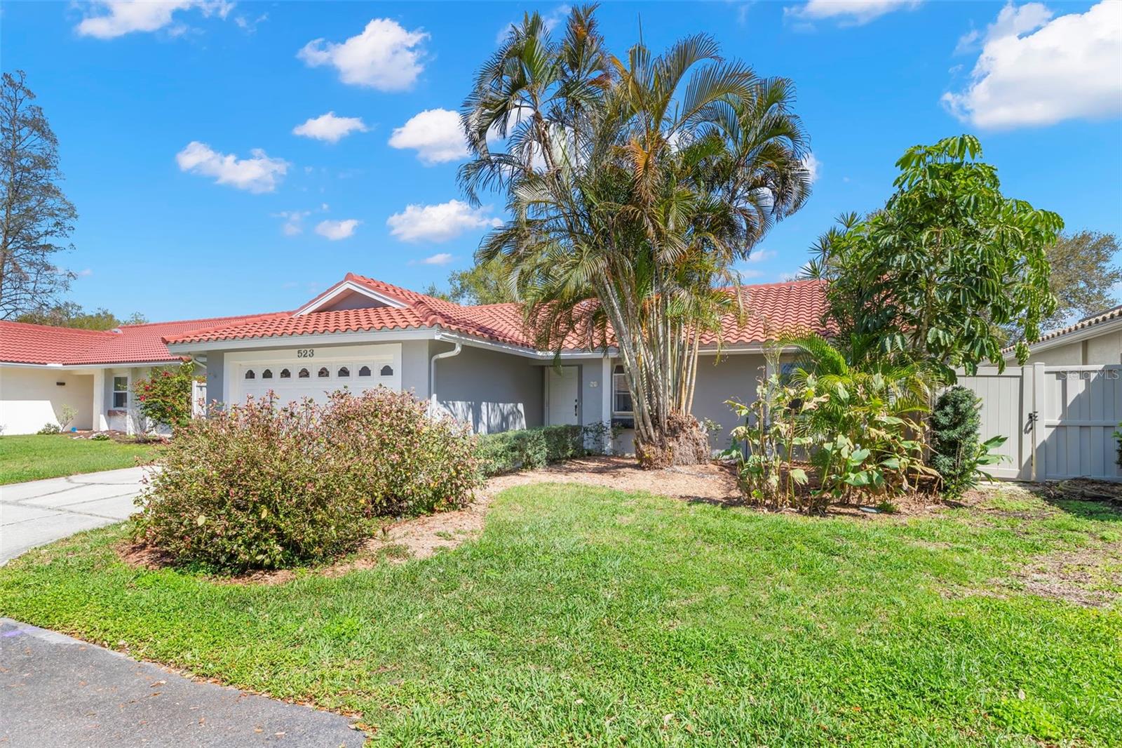 TB8478204 Property Photo