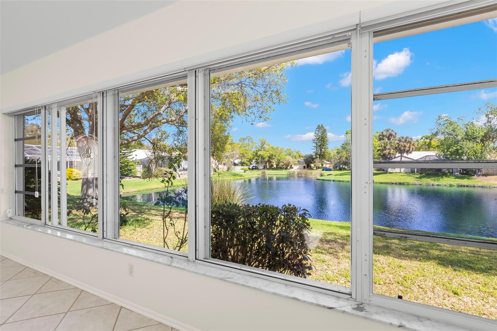 TB8478204 Property Photo