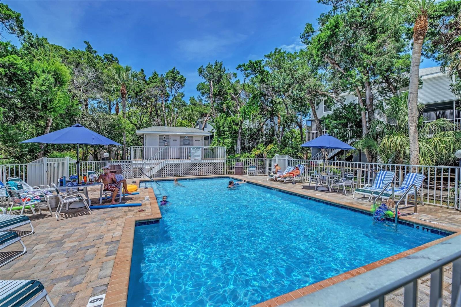 6311 GULF DR, HOLMES BEACH, FL, 34217