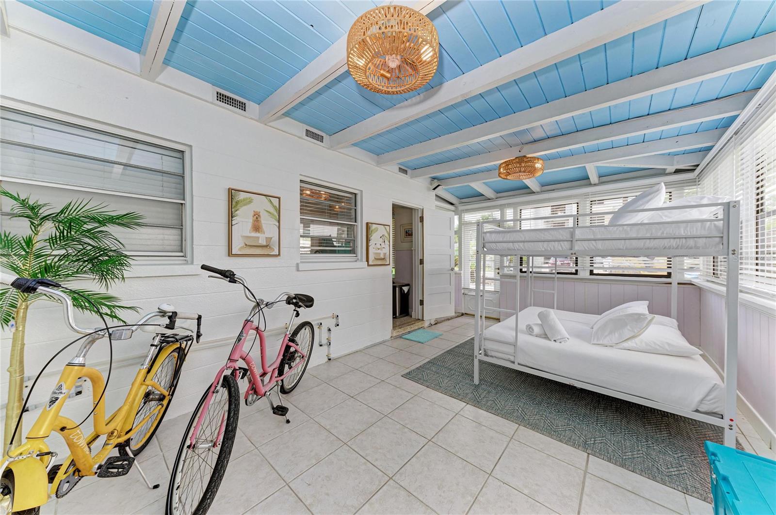 2111 AVENUE B, BRADENTON BEACH, FL, 34217