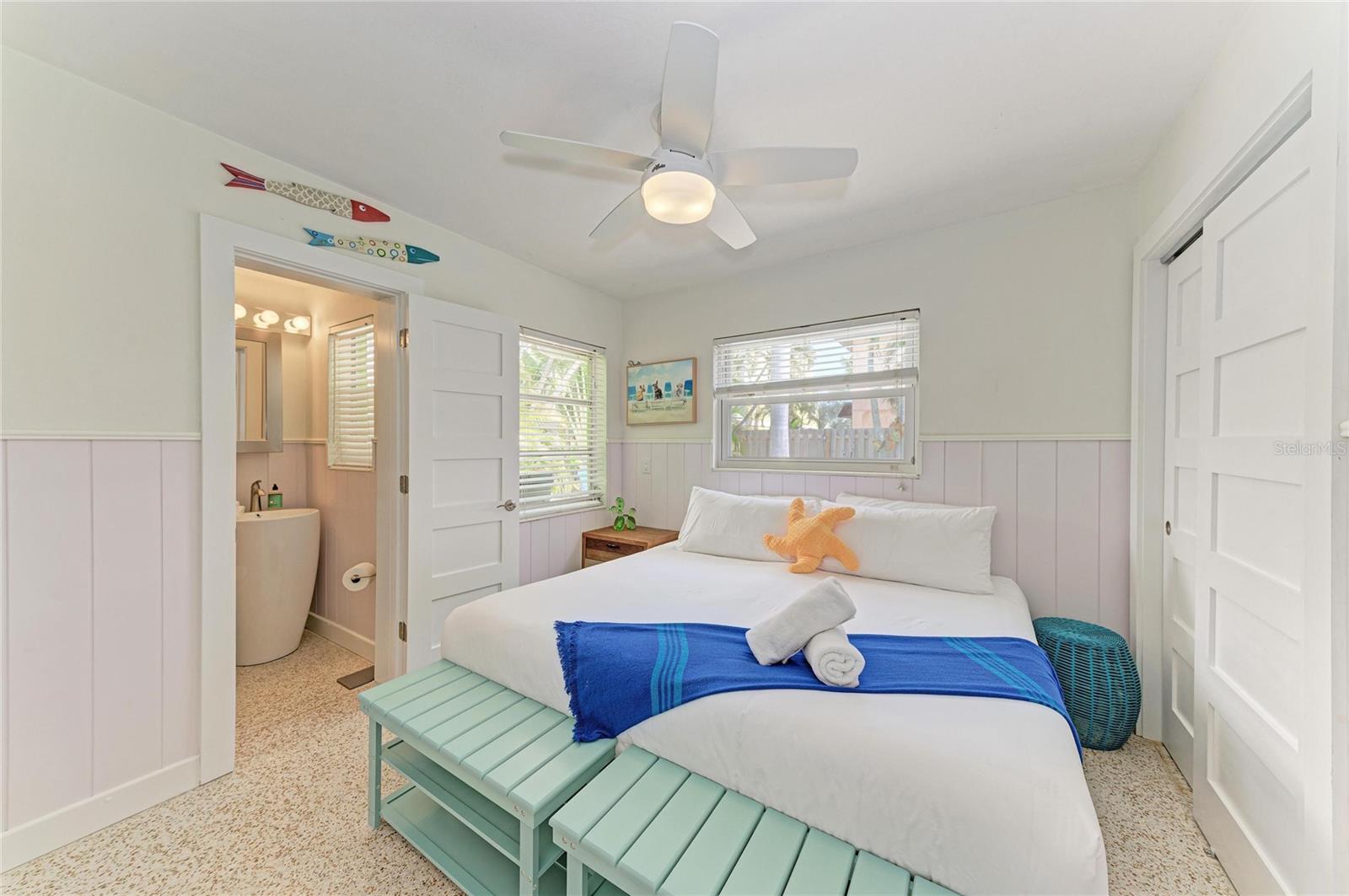 2111 AVENUE B, BRADENTON BEACH, FL, 34217