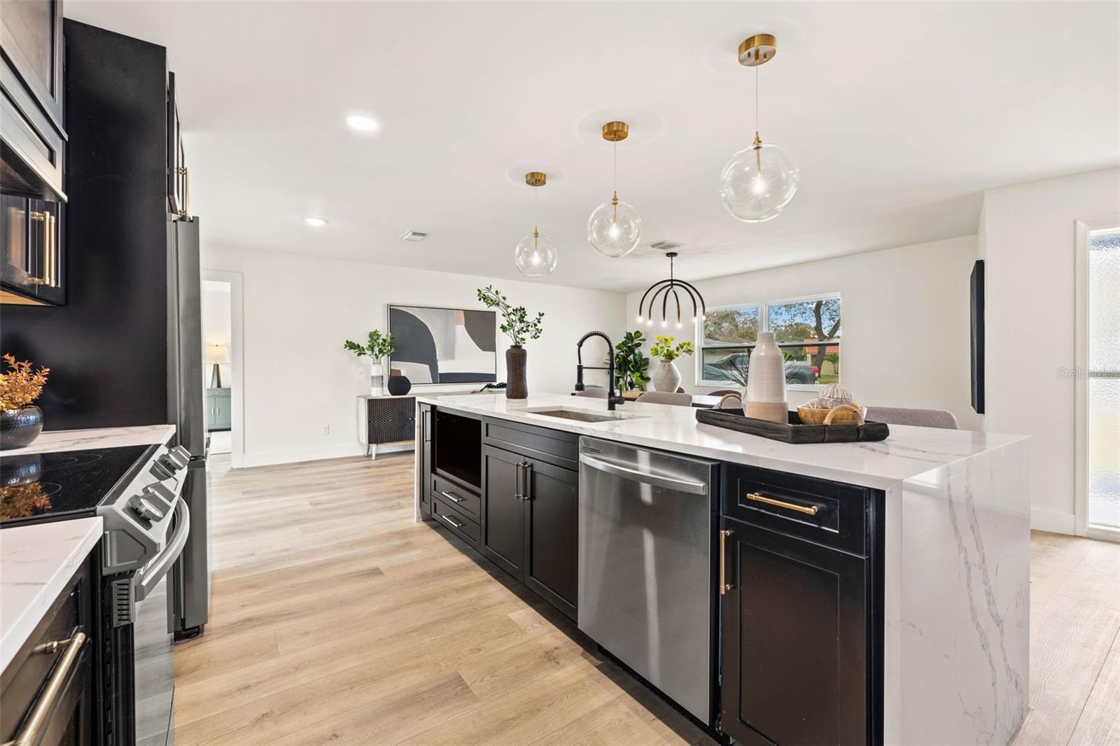 11876 MARLA LN, SEMINOLE, FL, 33772