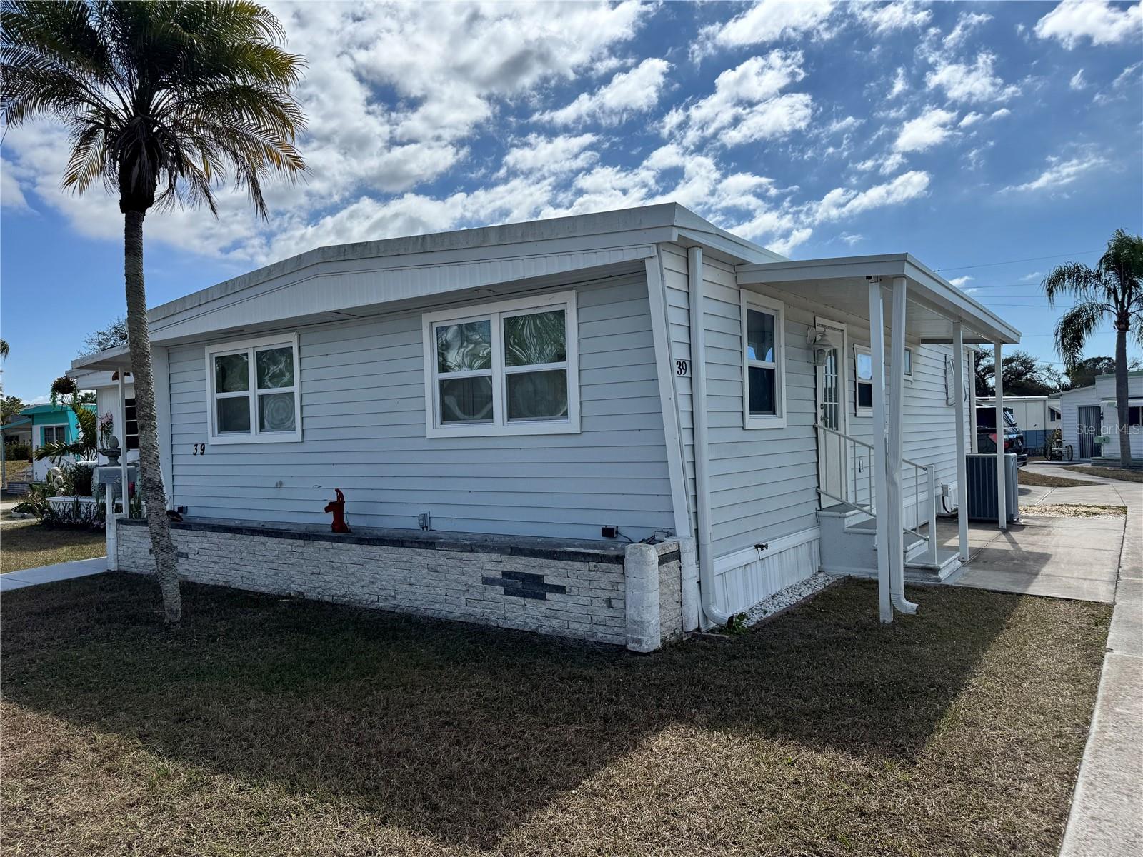 C7522260 Property Photo