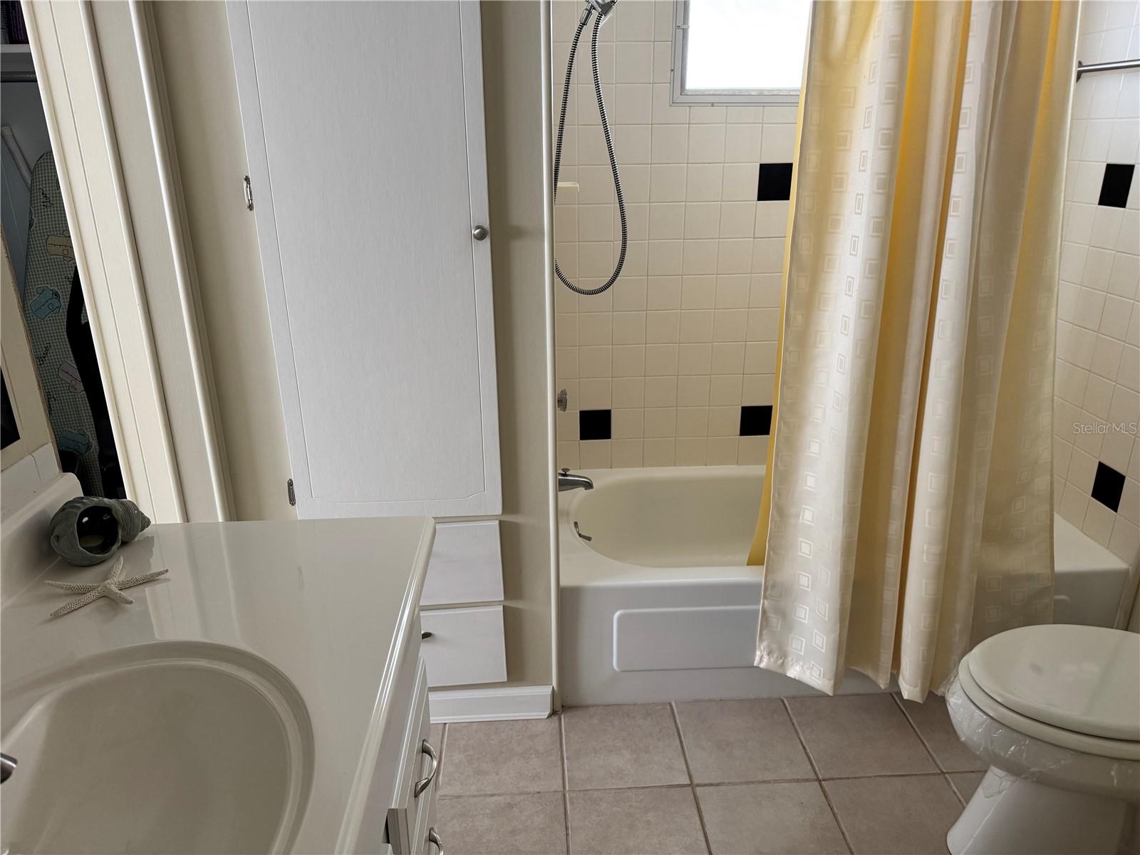 C7522260 Property Photo