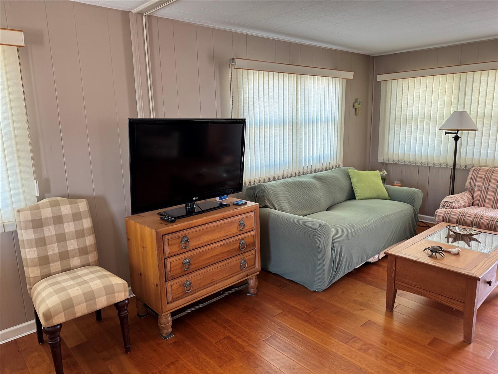 C7522260 Property Photo