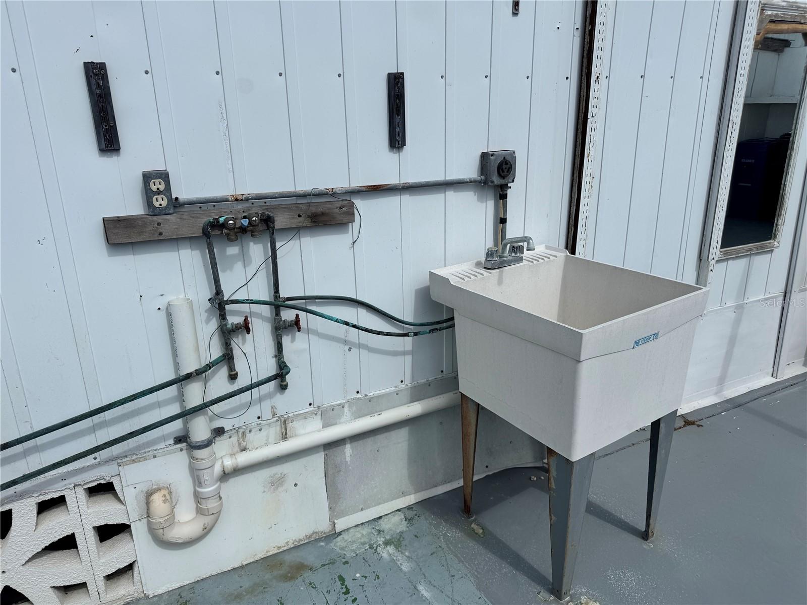 C7522260 Property Photo