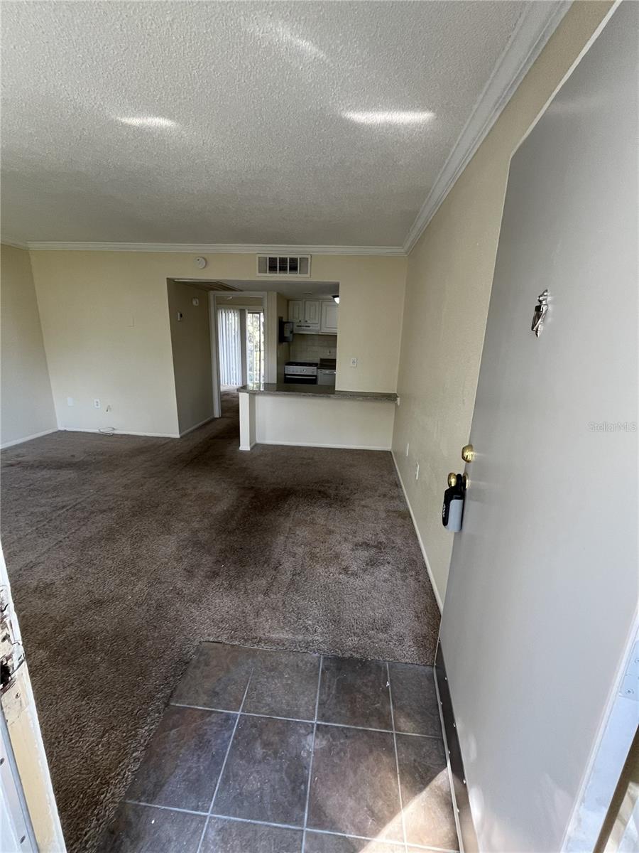 121 OYSTER BAY CIR #220, ALTAMONTE SPRINGS, FL, 32701