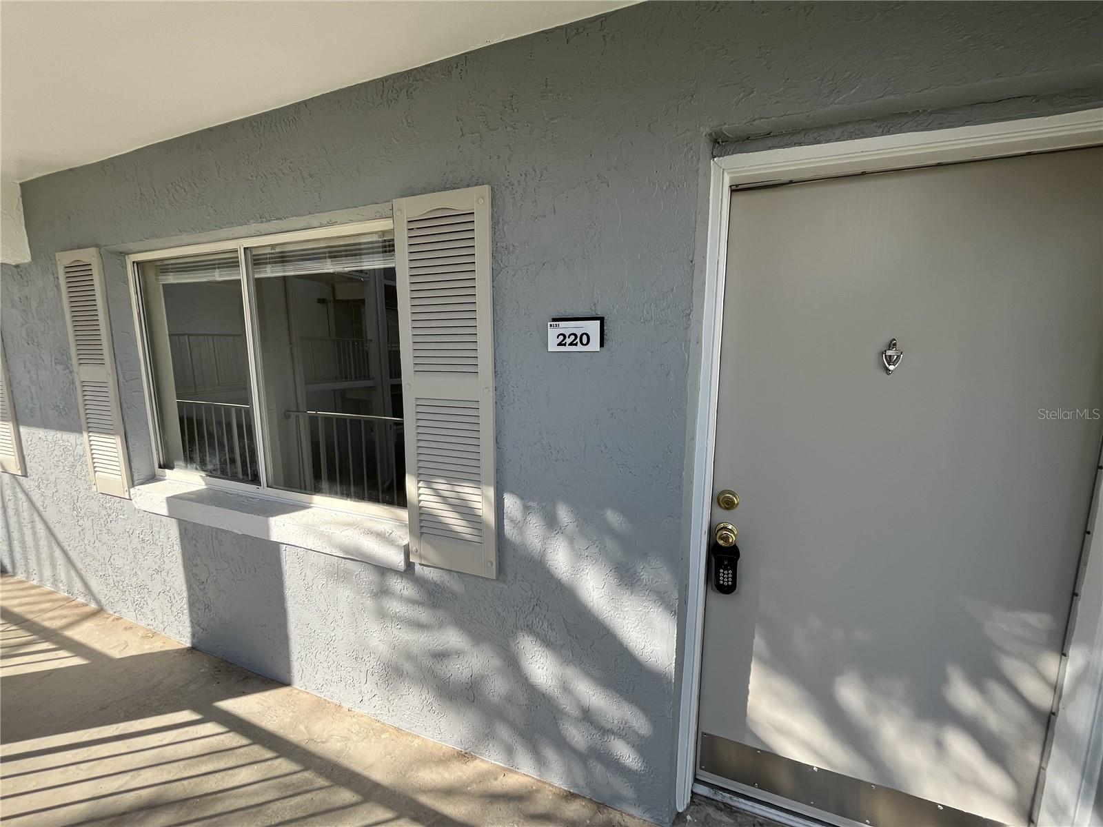 121 OYSTER BAY CIR #220, ALTAMONTE SPRINGS, FL, 32701