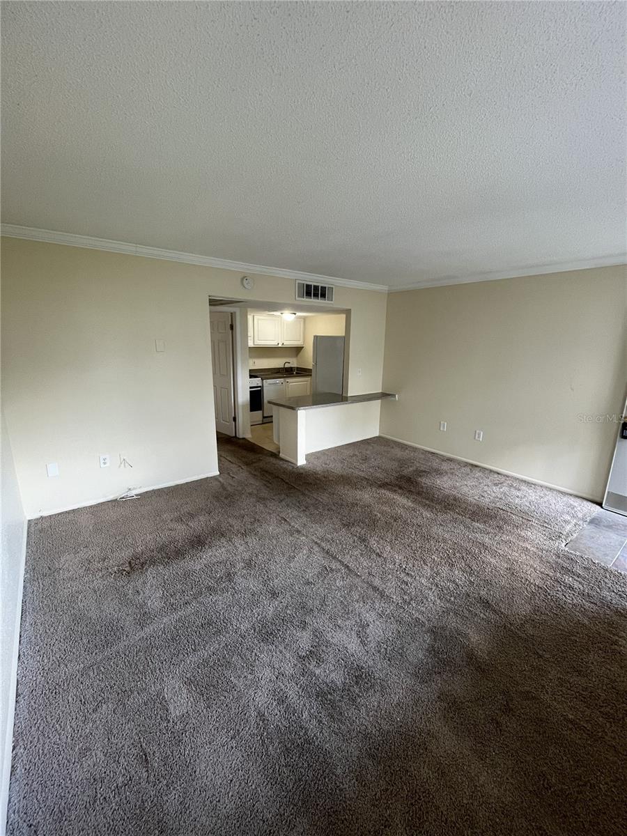 121 OYSTER BAY CIR #220, ALTAMONTE SPRINGS, FL, 32701