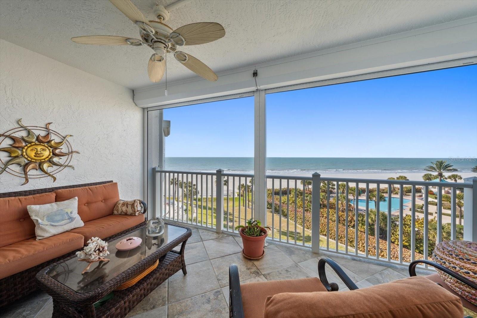 Direct Gulf-front beach views