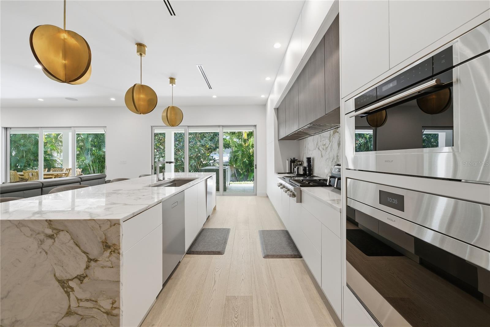 TB8478470 Property Photo