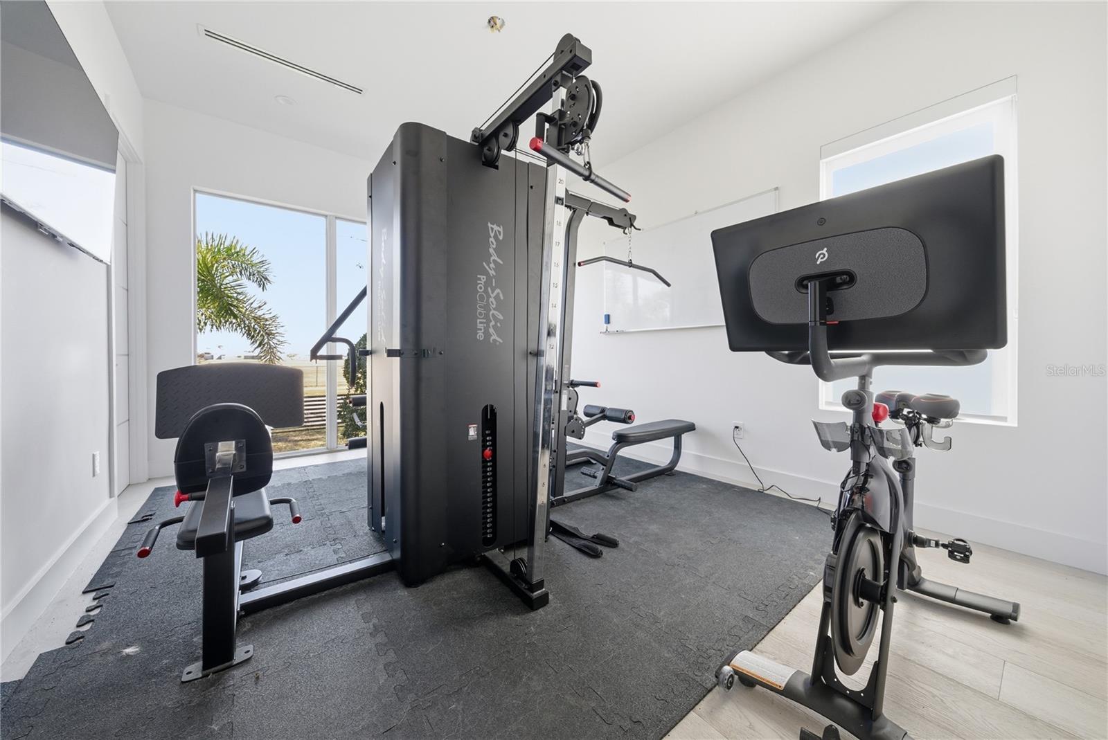 TB8478470 Property Photo