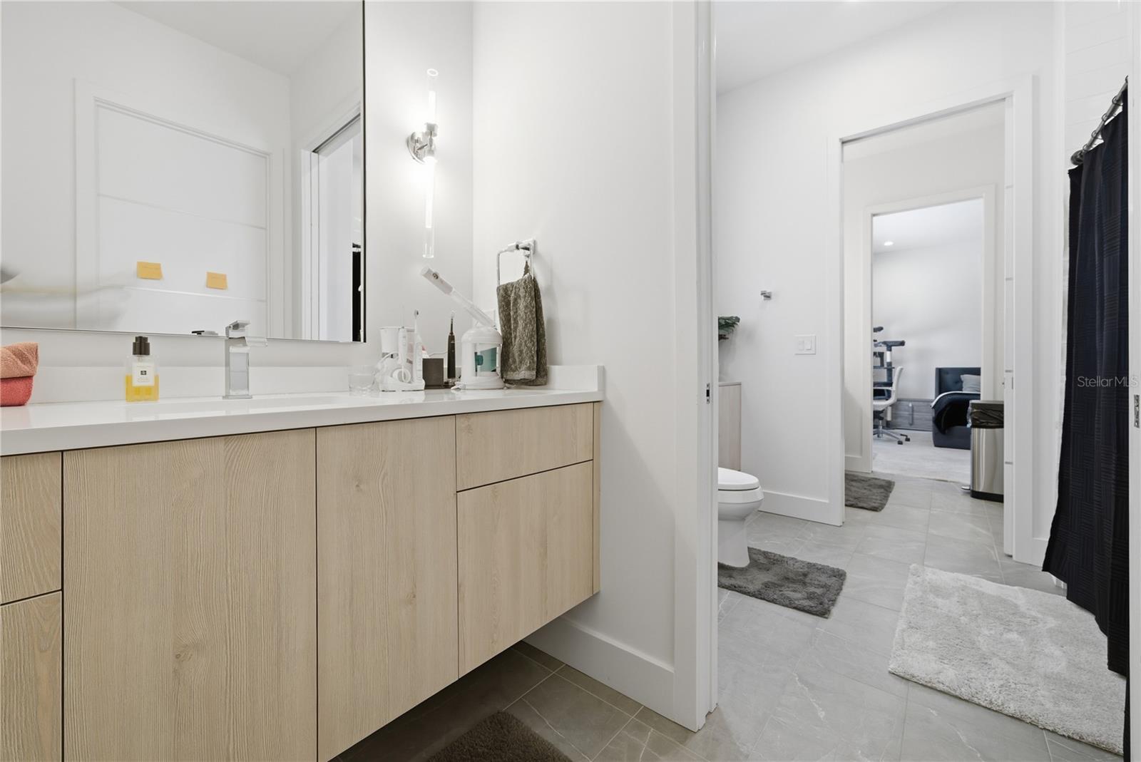 TB8478470 Property Photo