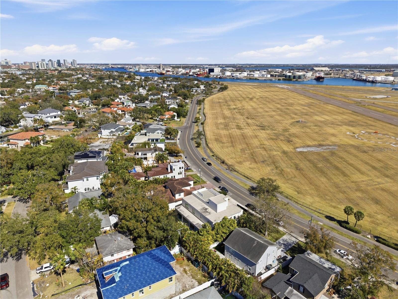 TB8478470 Property Photo