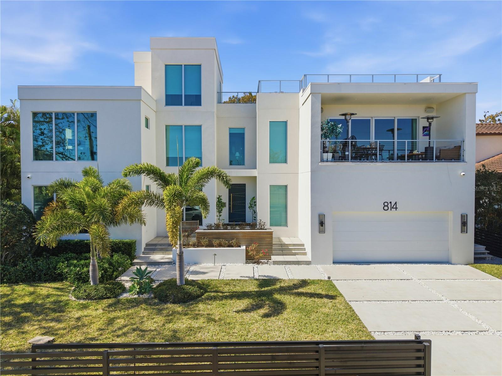 TB8478470 Property Photo