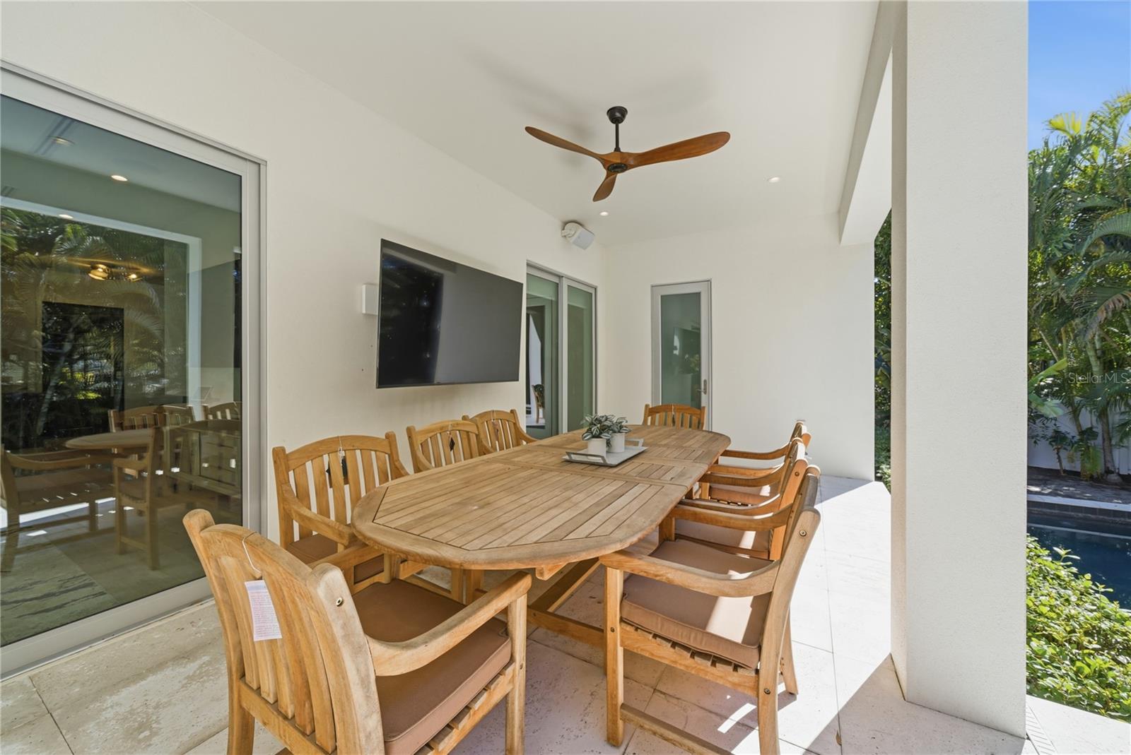 TB8478470 Property Photo