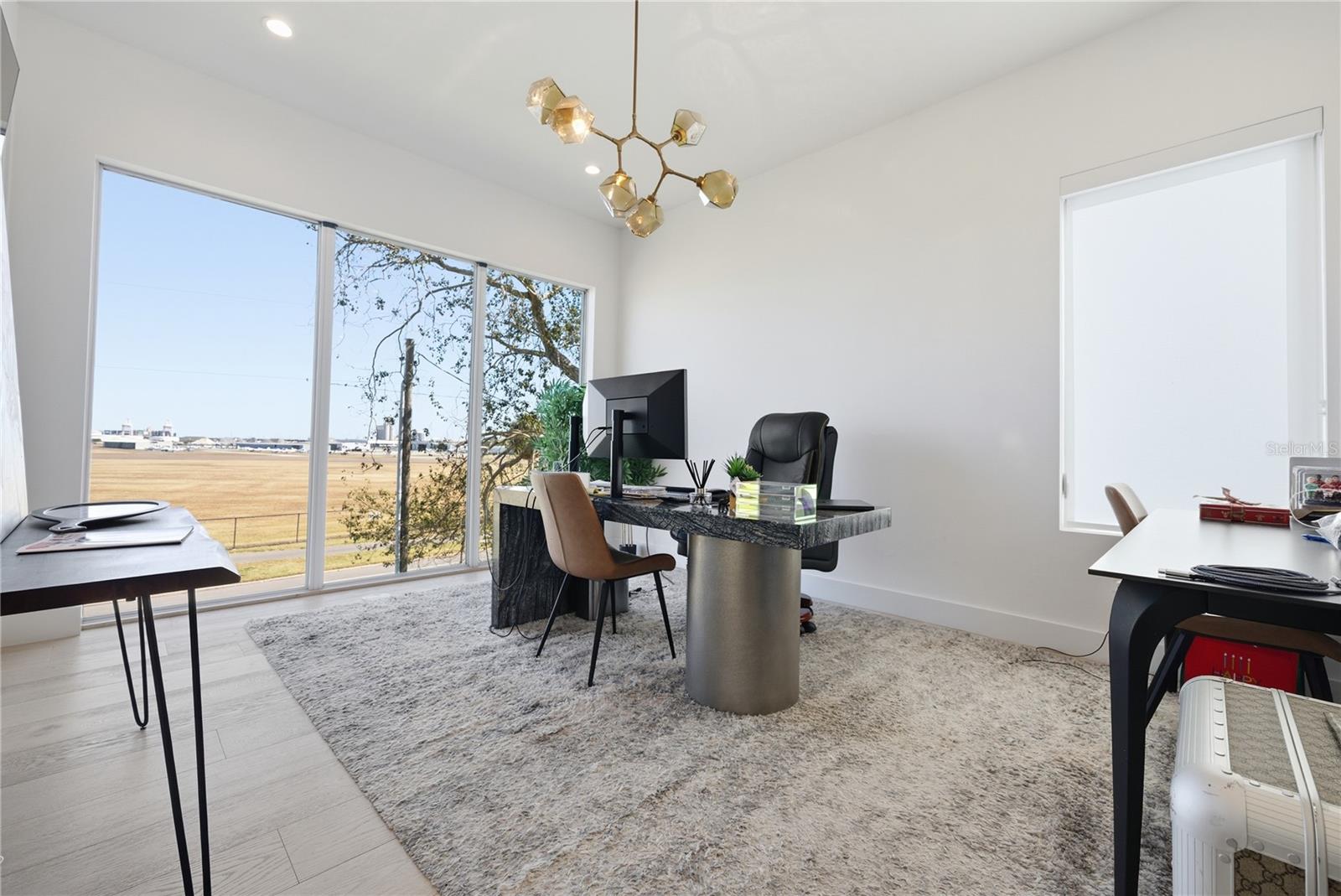 TB8478470 Property Photo