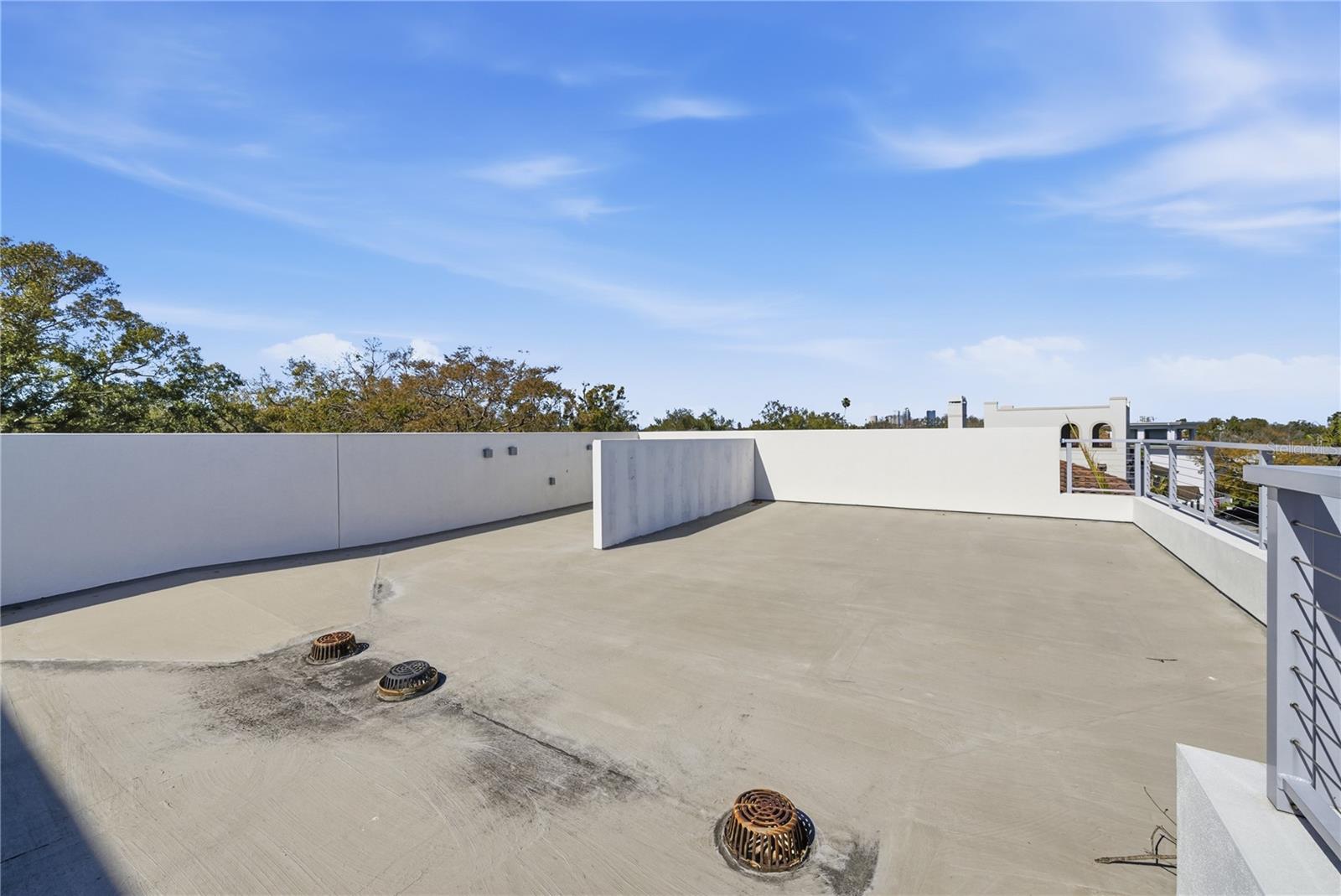 TB8478470 Property Photo