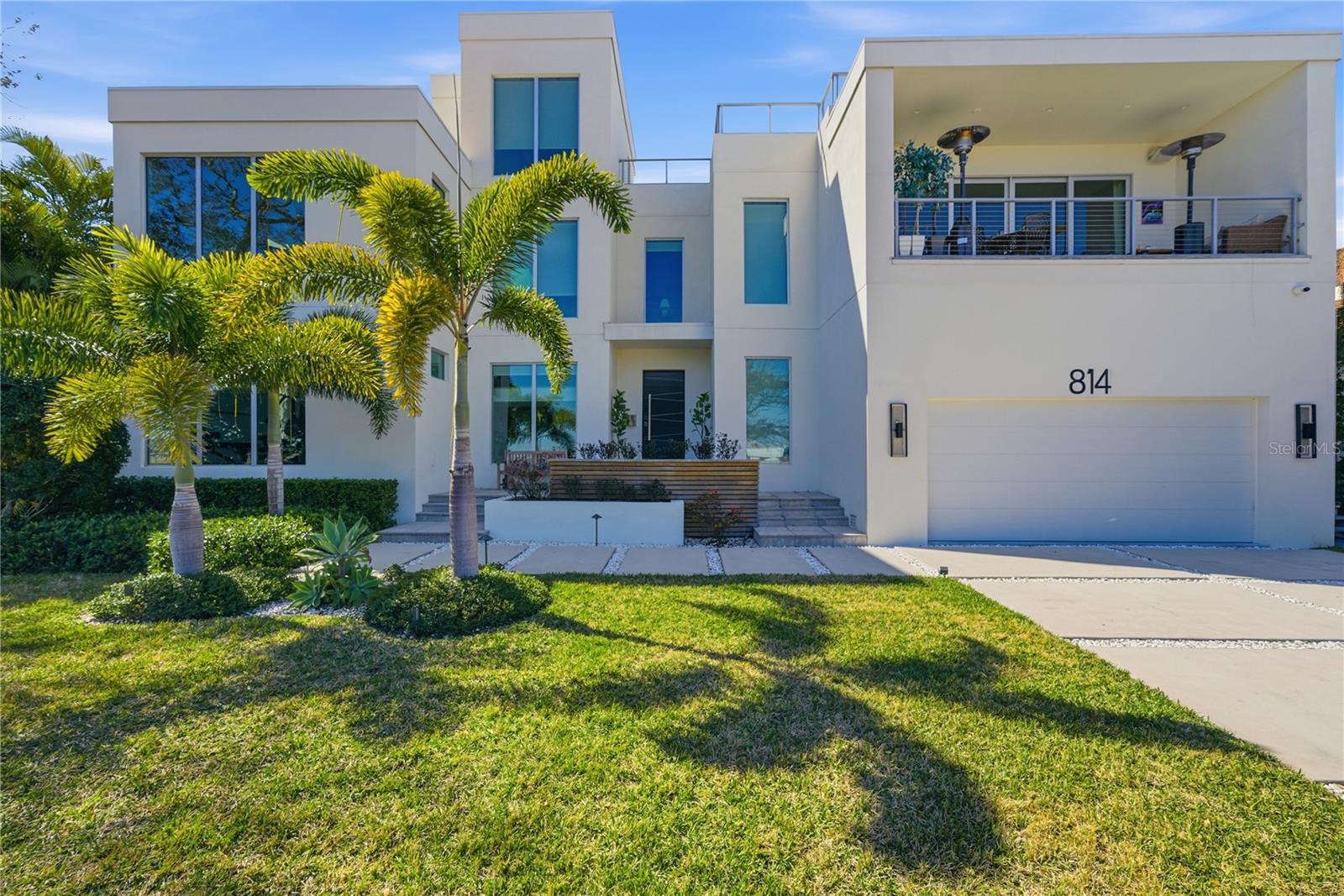 TB8478470 Property Photo