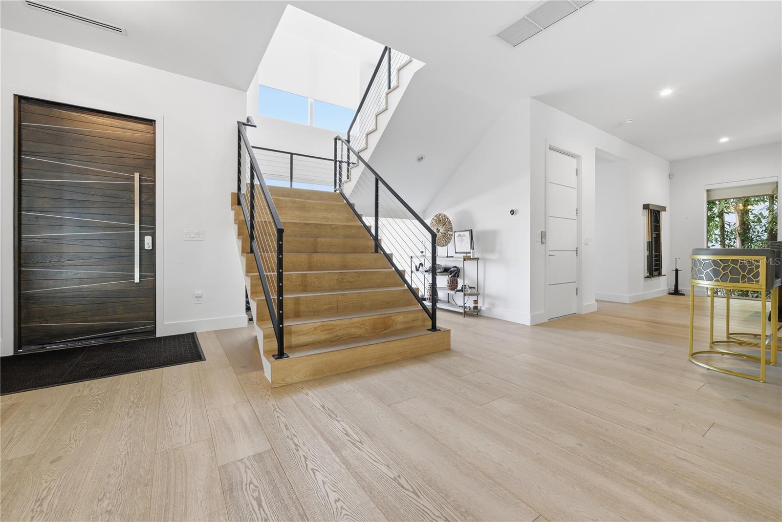 TB8478470 Property Photo