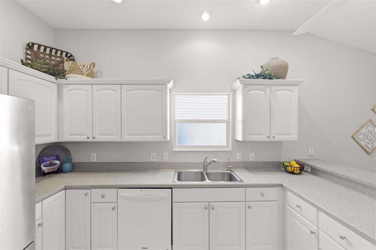 2261 WELCOME WAY, THE VILLAGES, FL, 32162