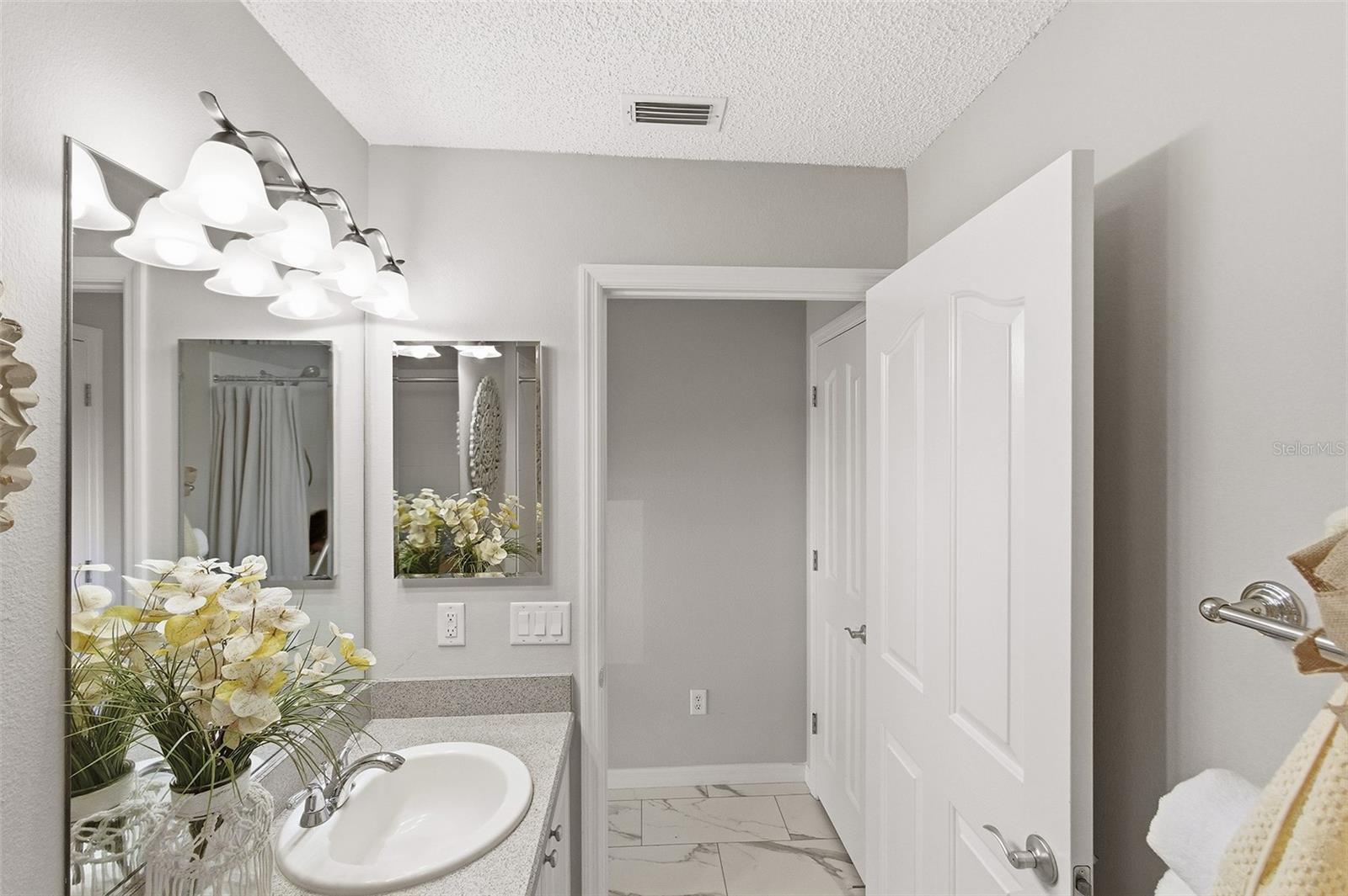 2261 WELCOME WAY, THE VILLAGES, FL, 32162
