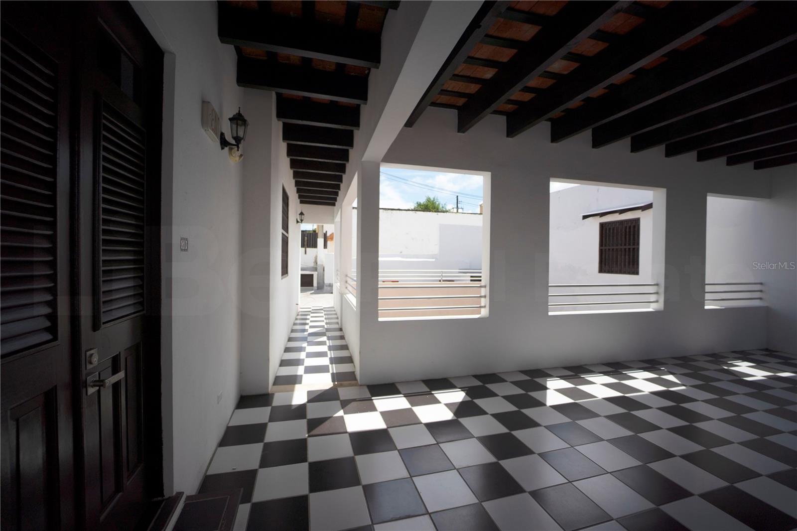 PR9119415 Property Photo