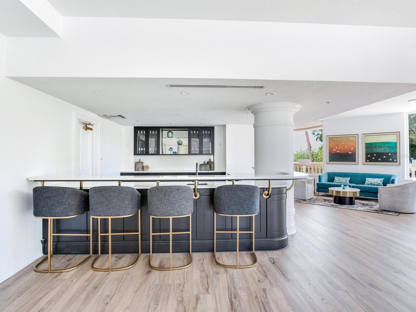 TB8478599 Property Photo