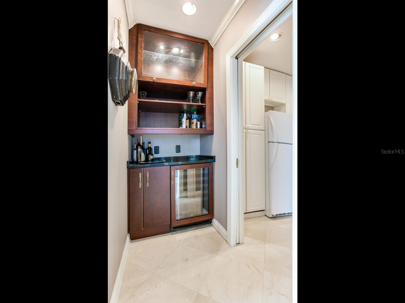 TB8478599 Property Photo