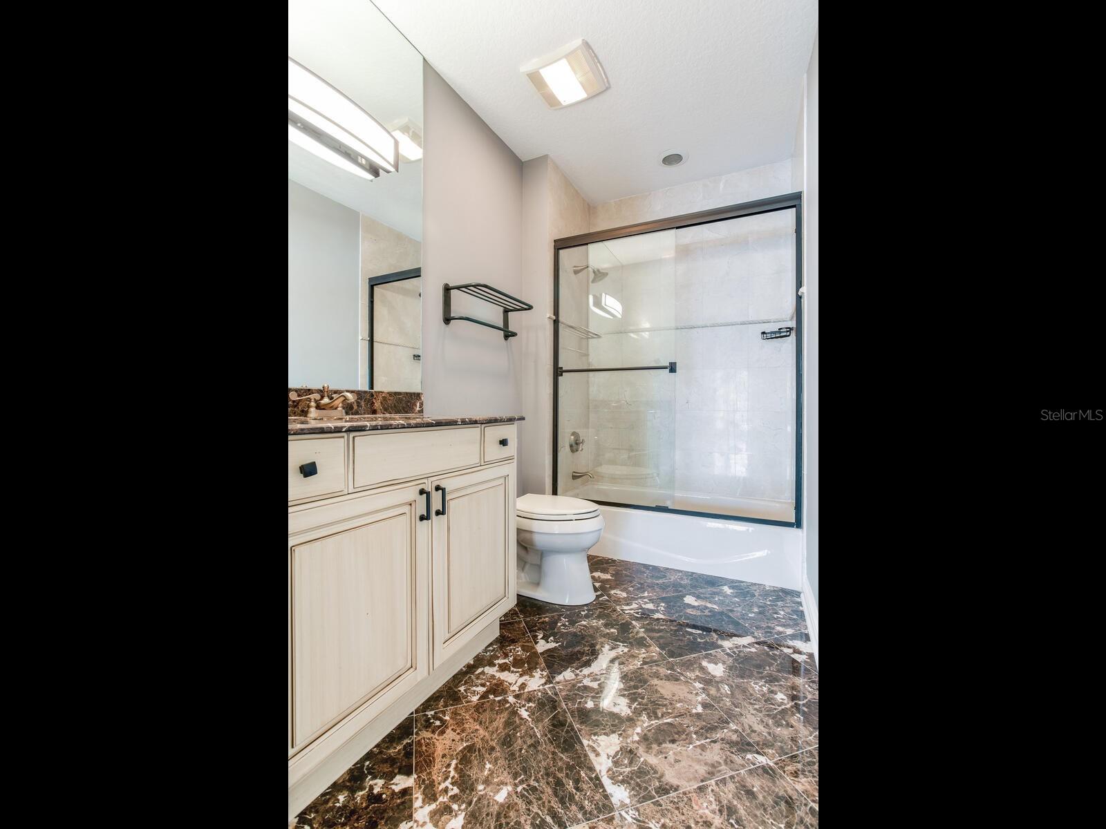 TB8478599 Property Photo