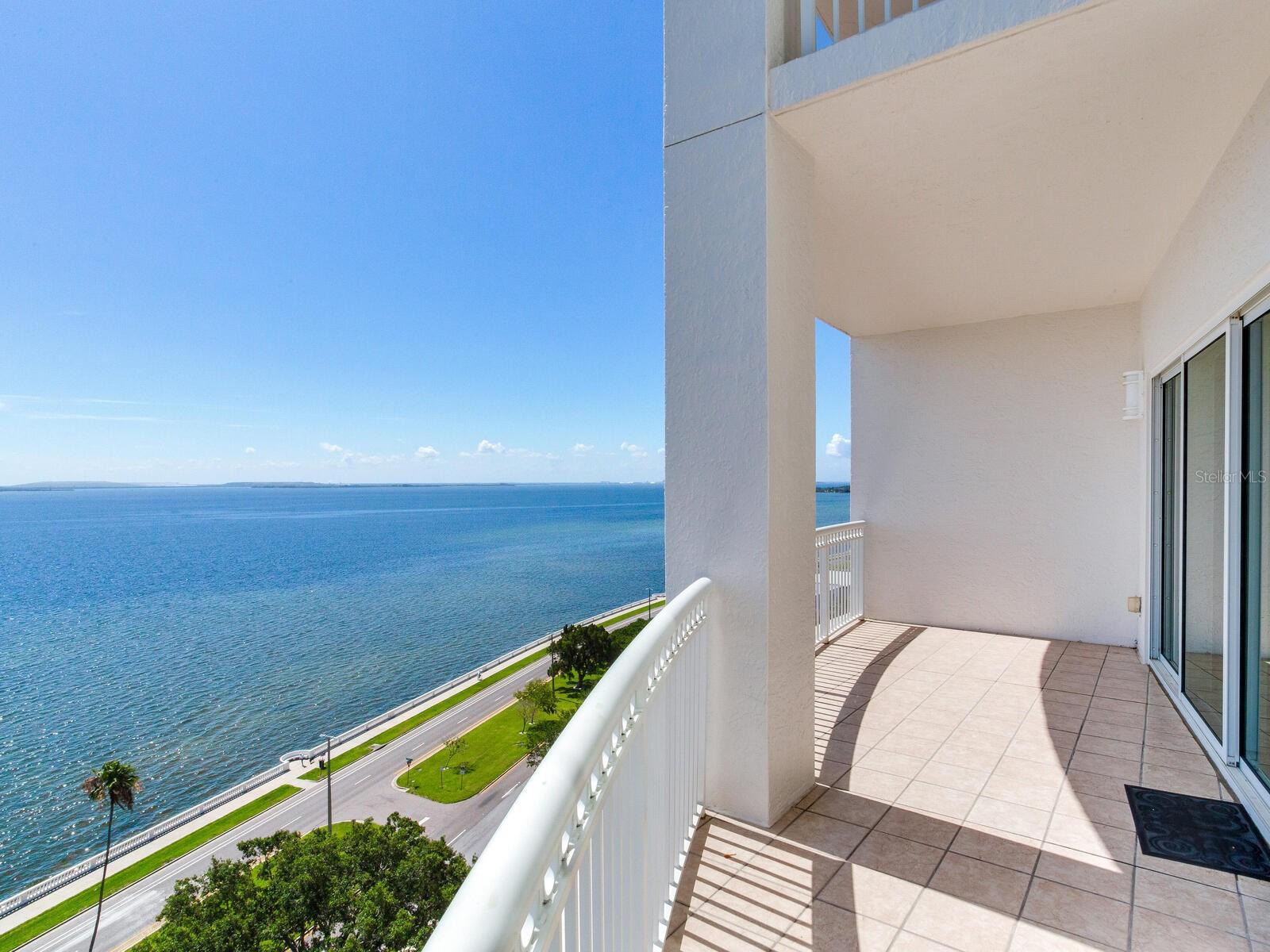 TB8478599 Property Photo