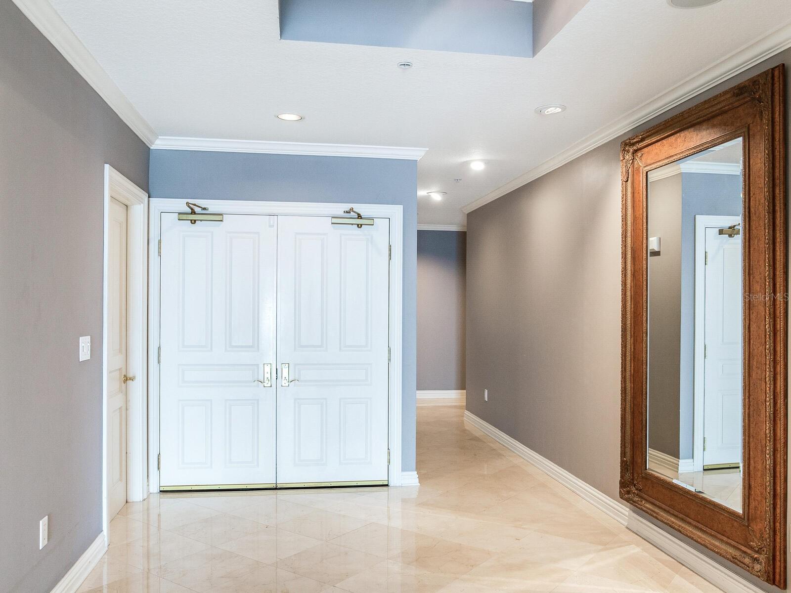 TB8478599 Property Photo