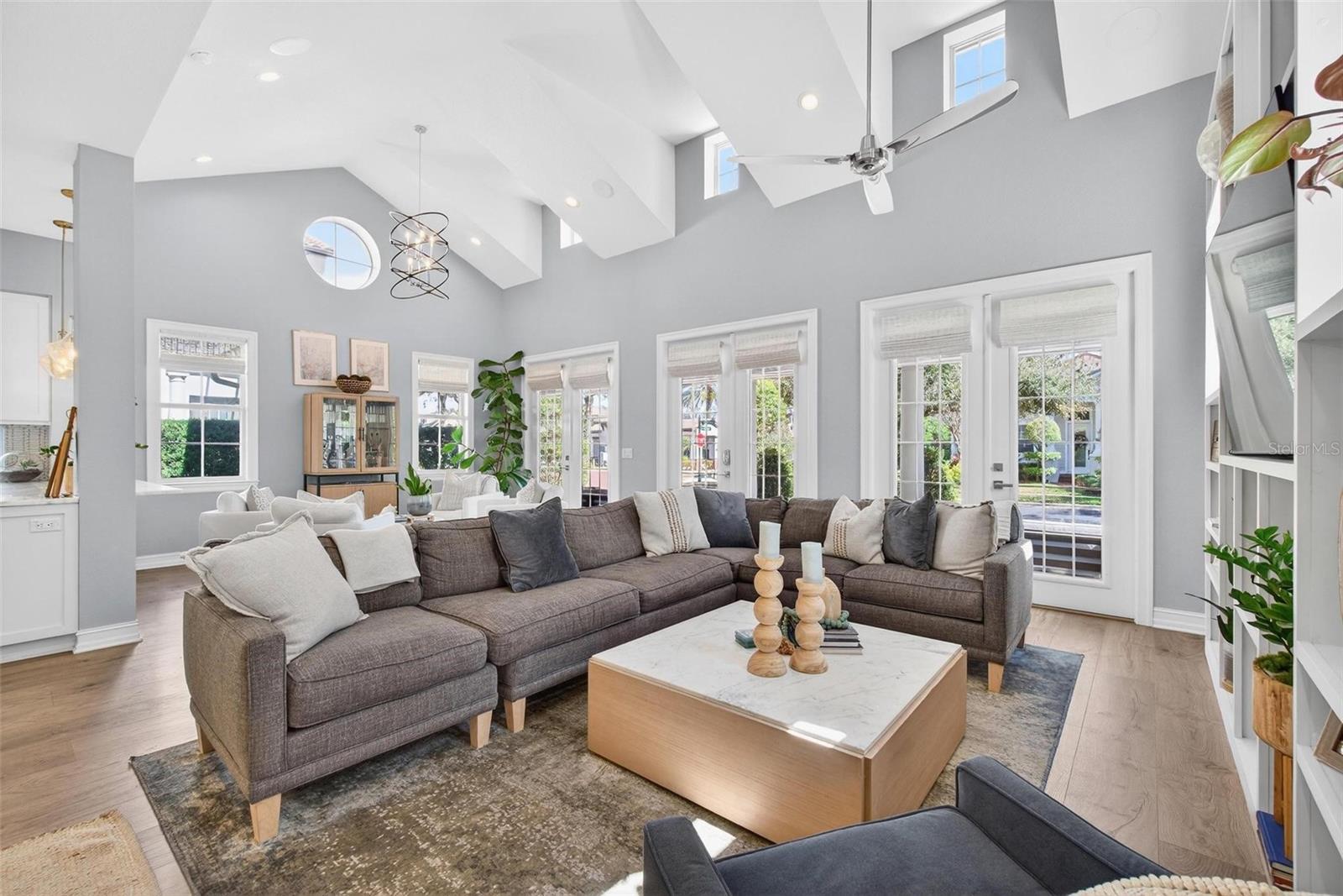 6054 YEATS MANOR DR, TAMPA, FL, 33616