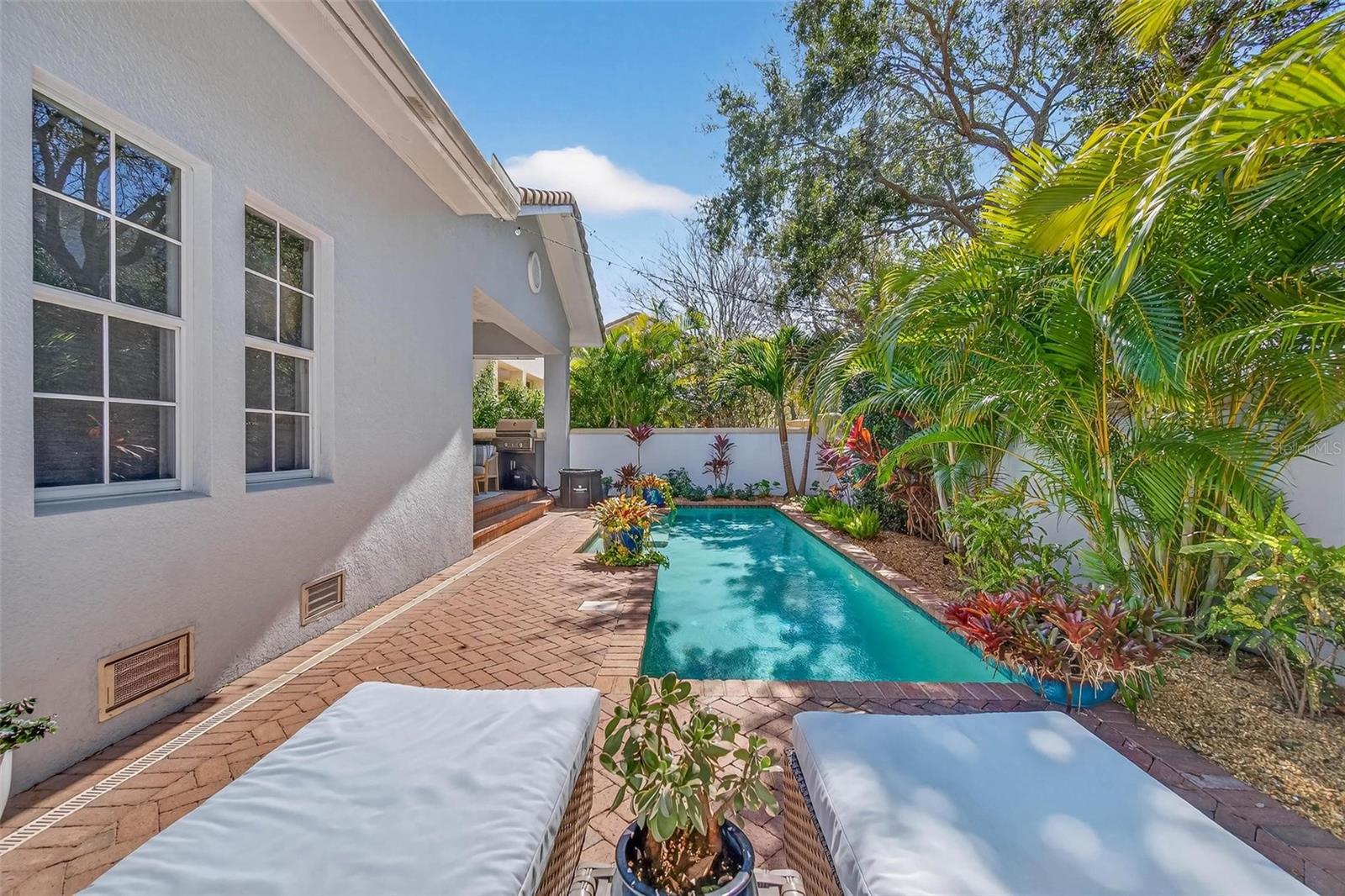 6054 YEATS MANOR DR, TAMPA, FL, 33616