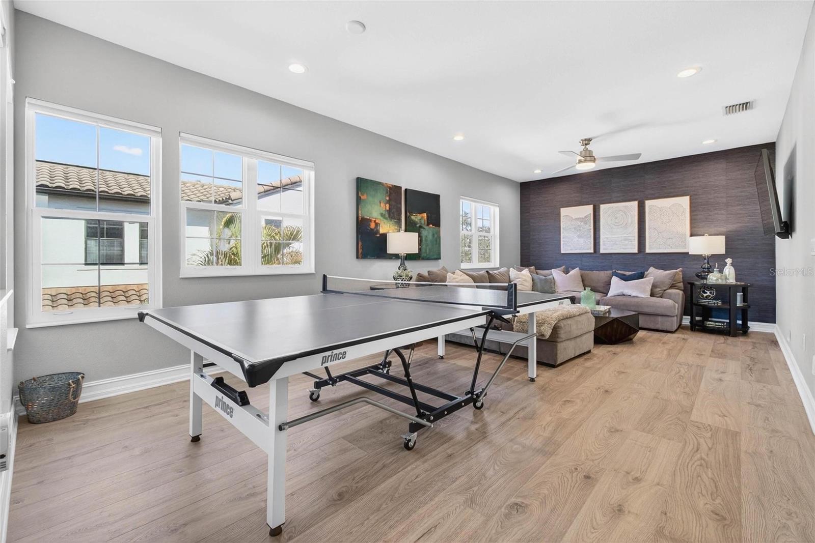 6054 YEATS MANOR DR, TAMPA, FL, 33616