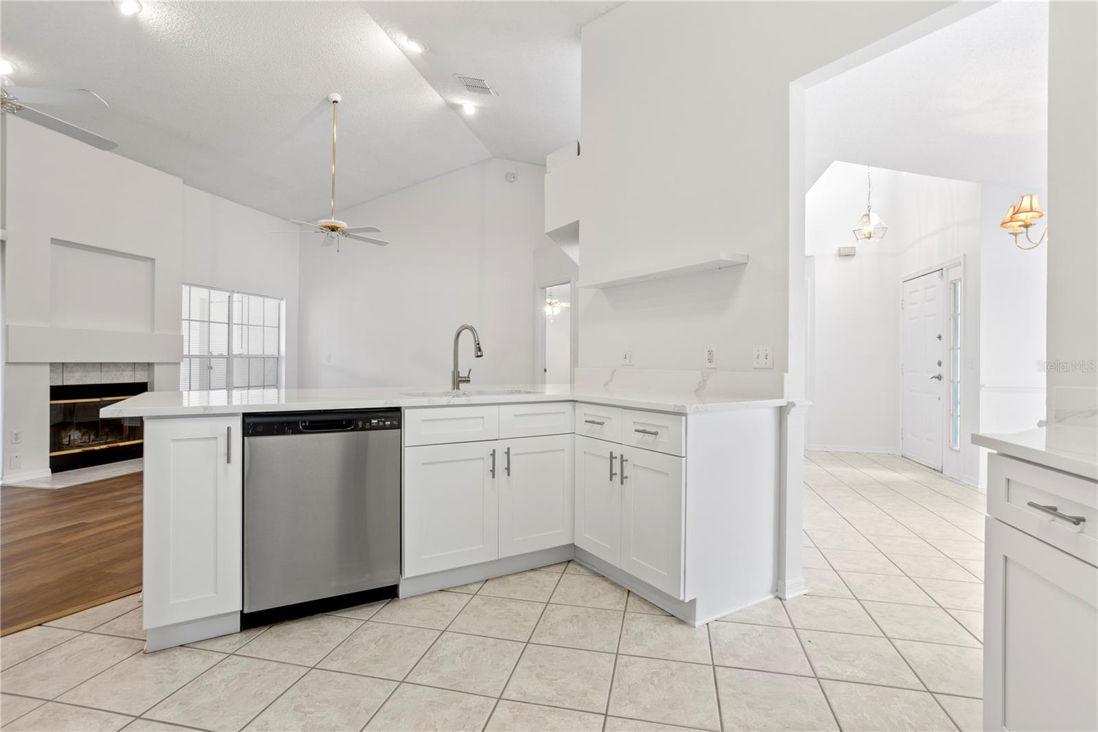 1356 AMERICAN ELM DR, ALTAMONTE SPRINGS, FL, 32714