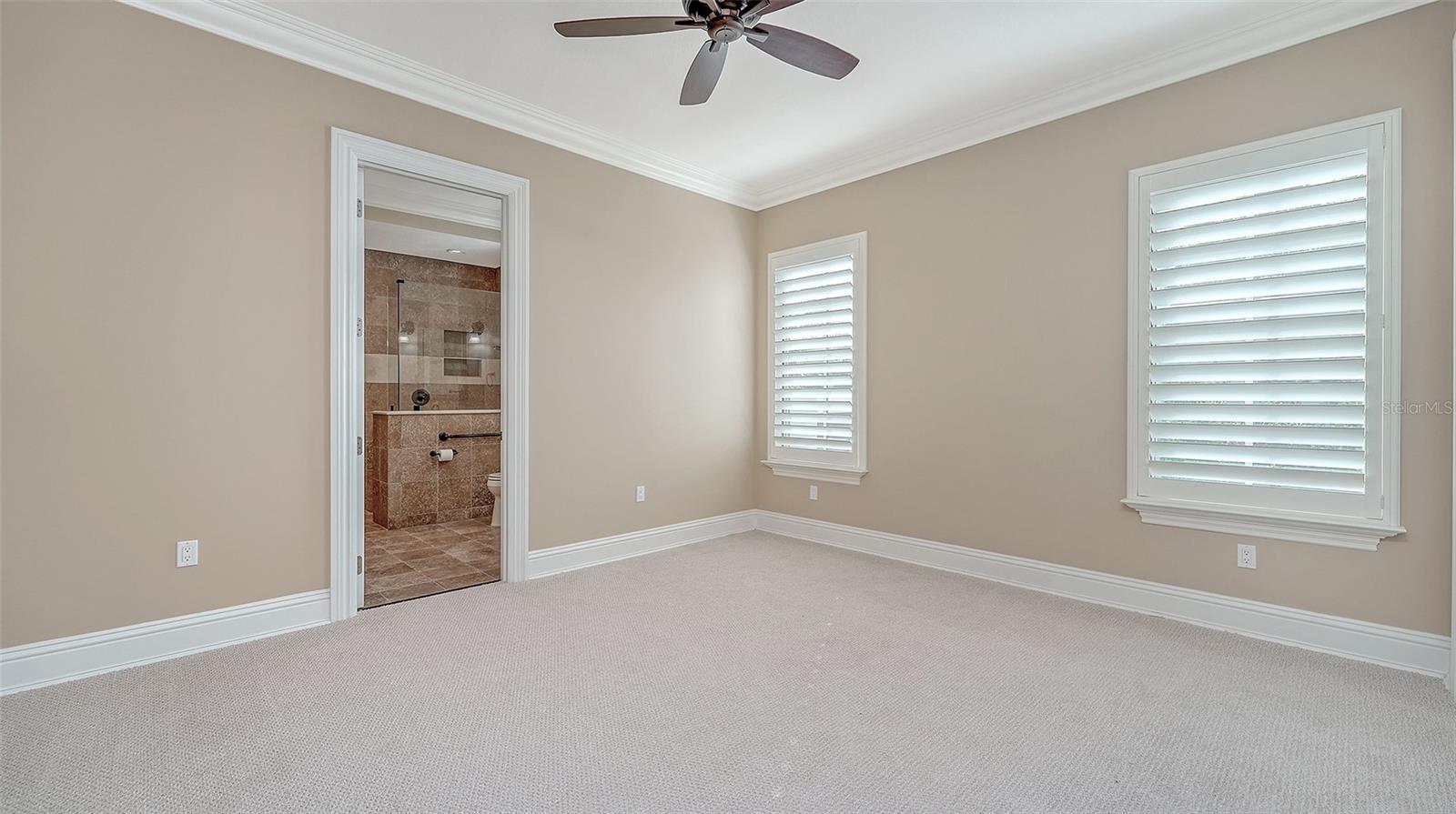 A4683382 Property Photo